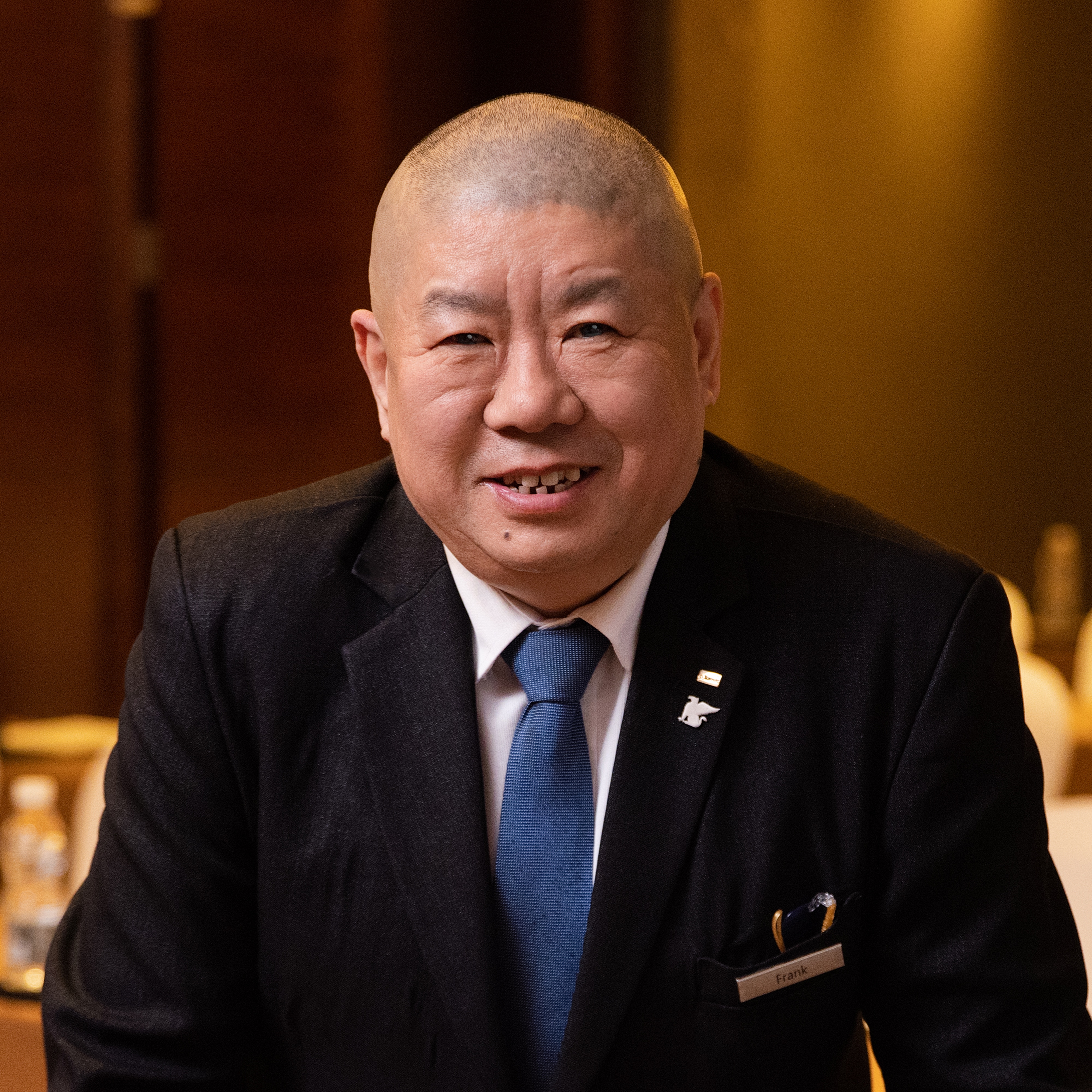 Frank Zhang headshot
