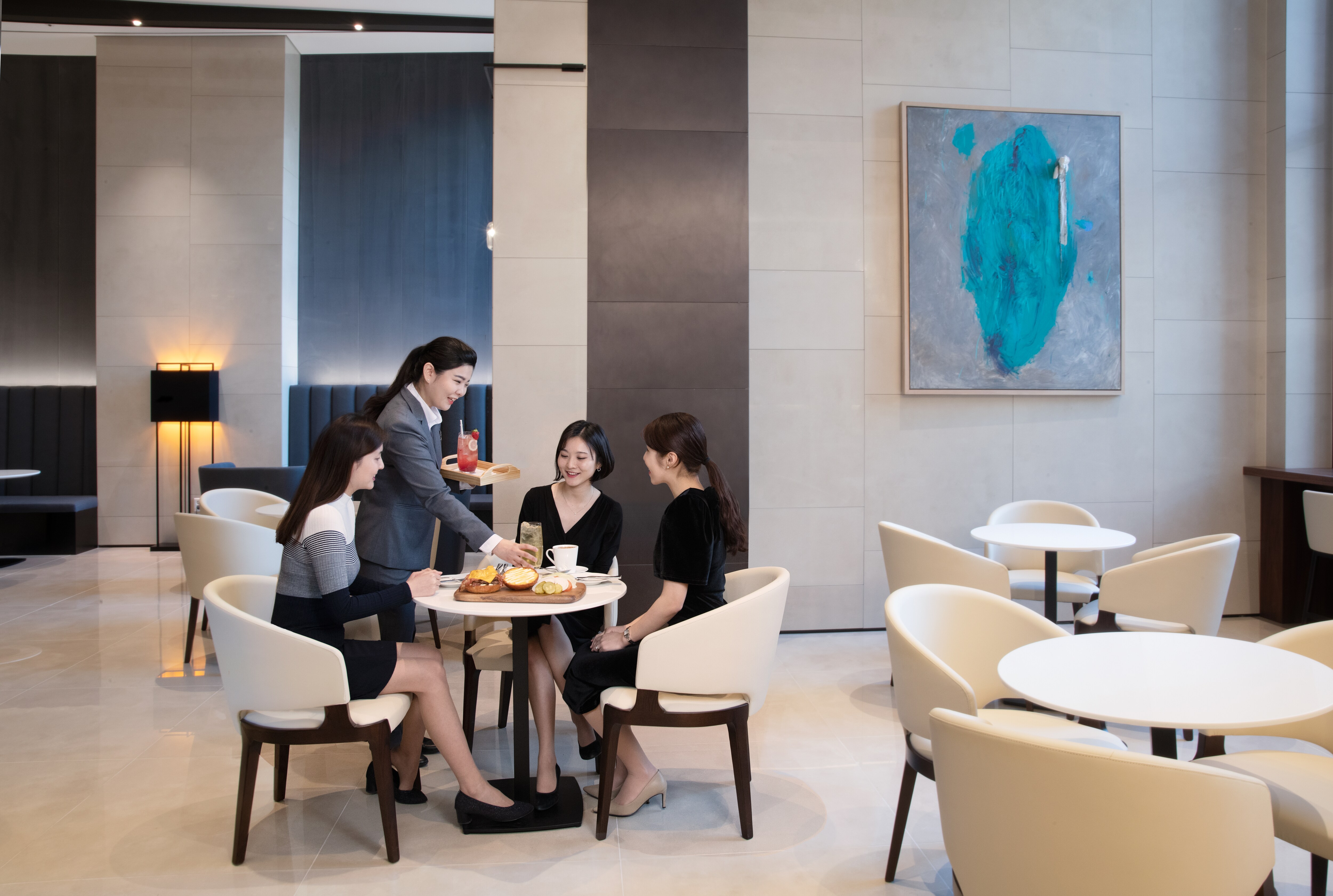 The Lake Tavern－ダイニングエリア