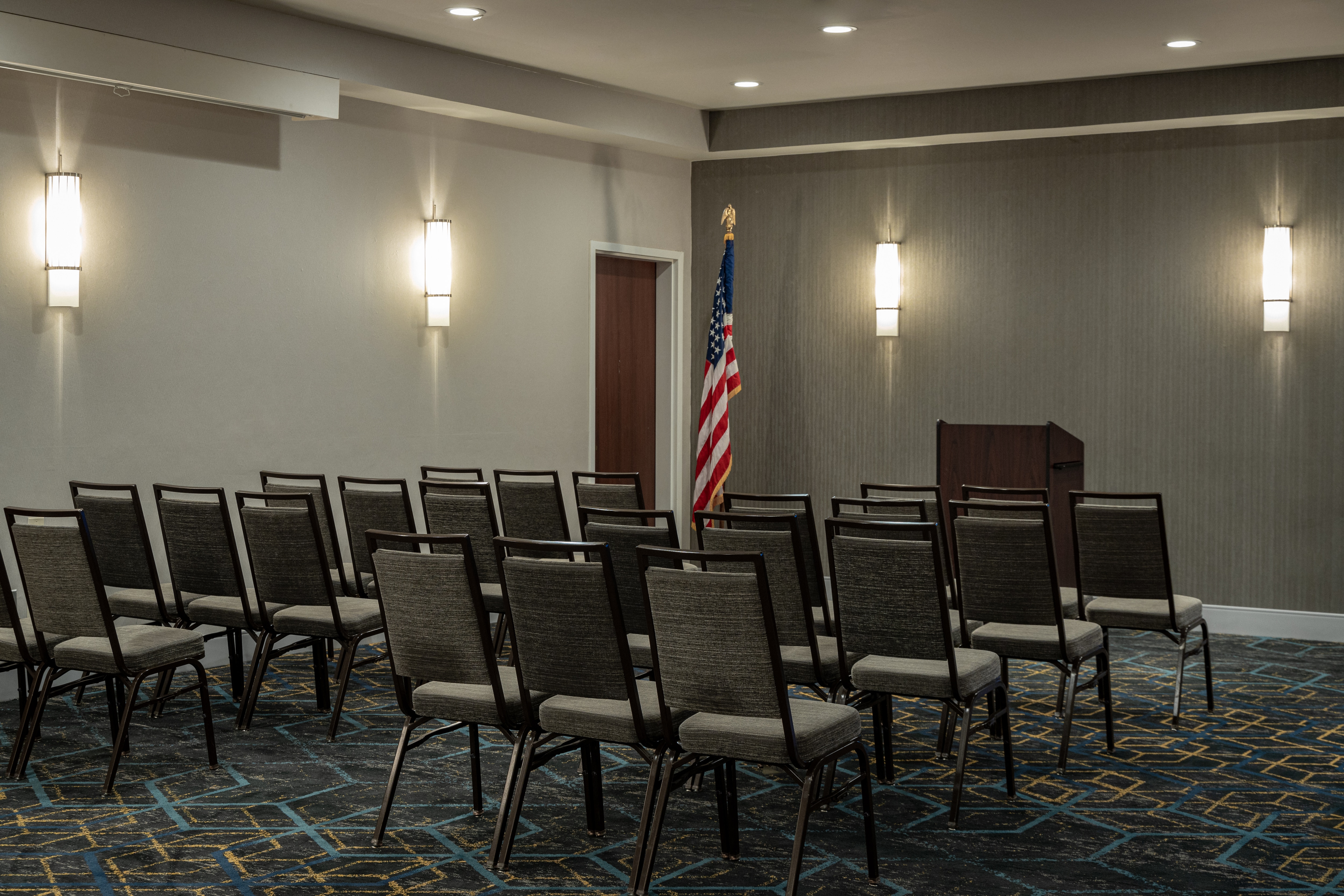 meetinsg room