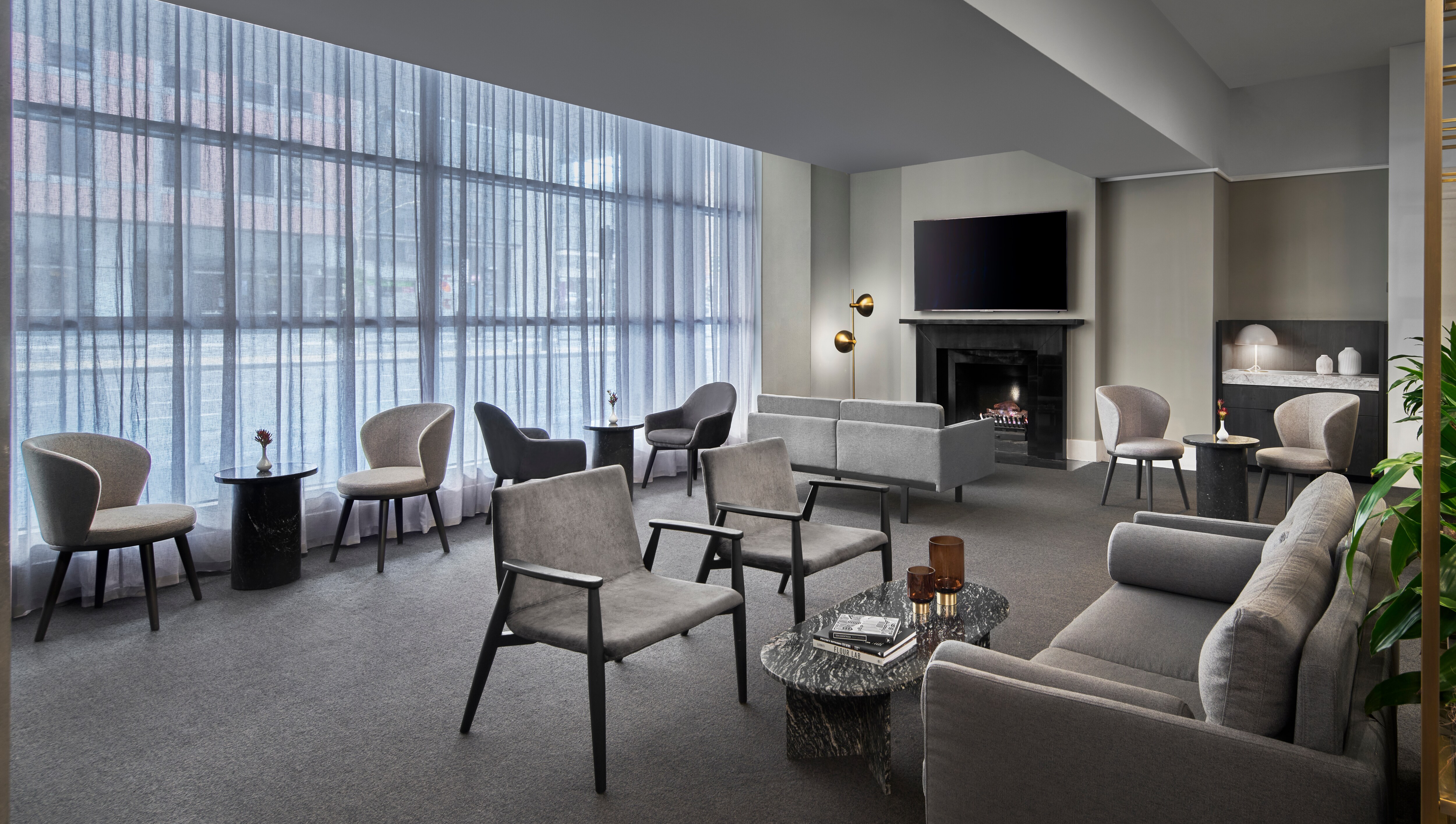 M Bar - Melbourne Marriott Hotel
