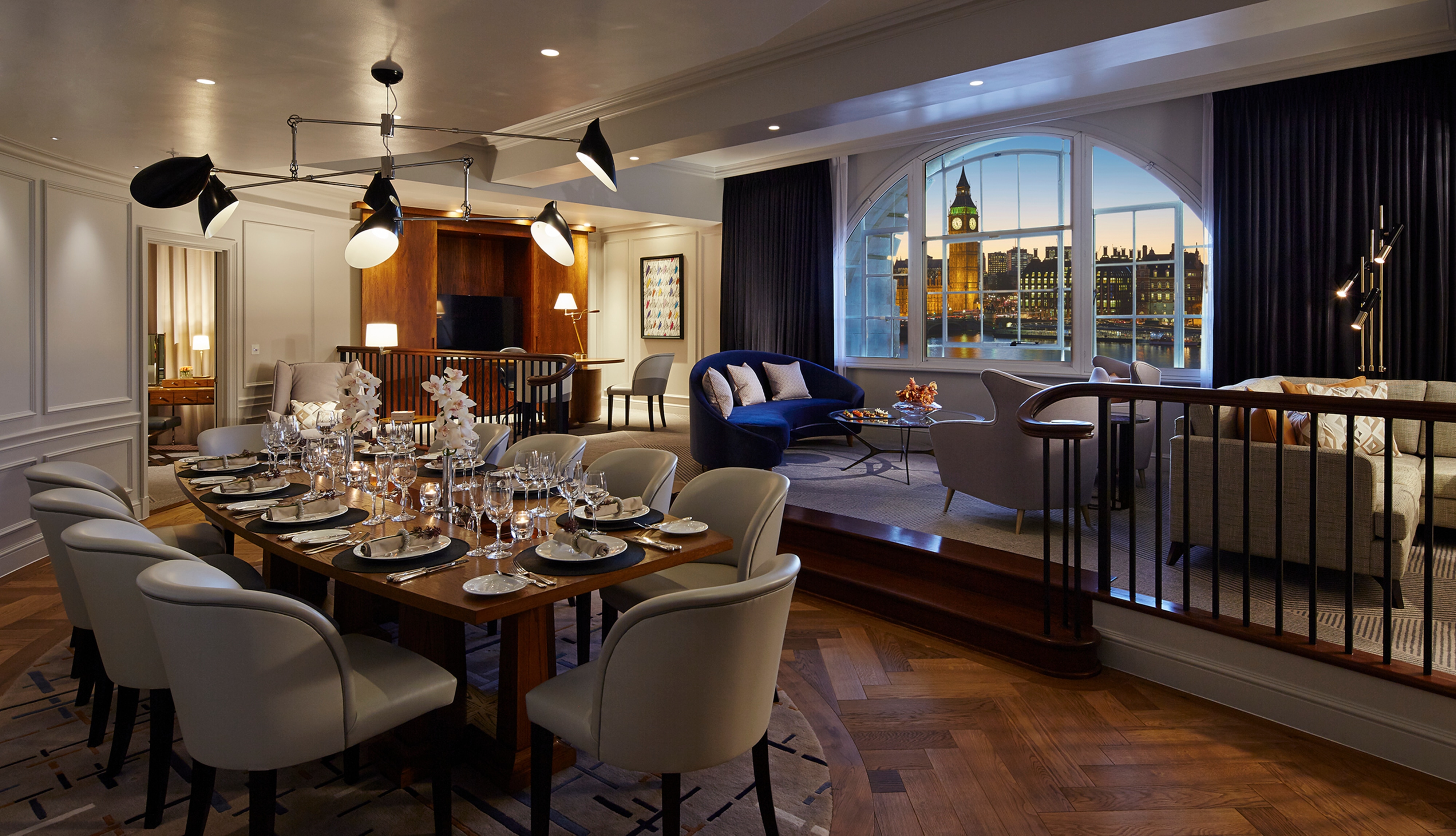 Guest suite dining area