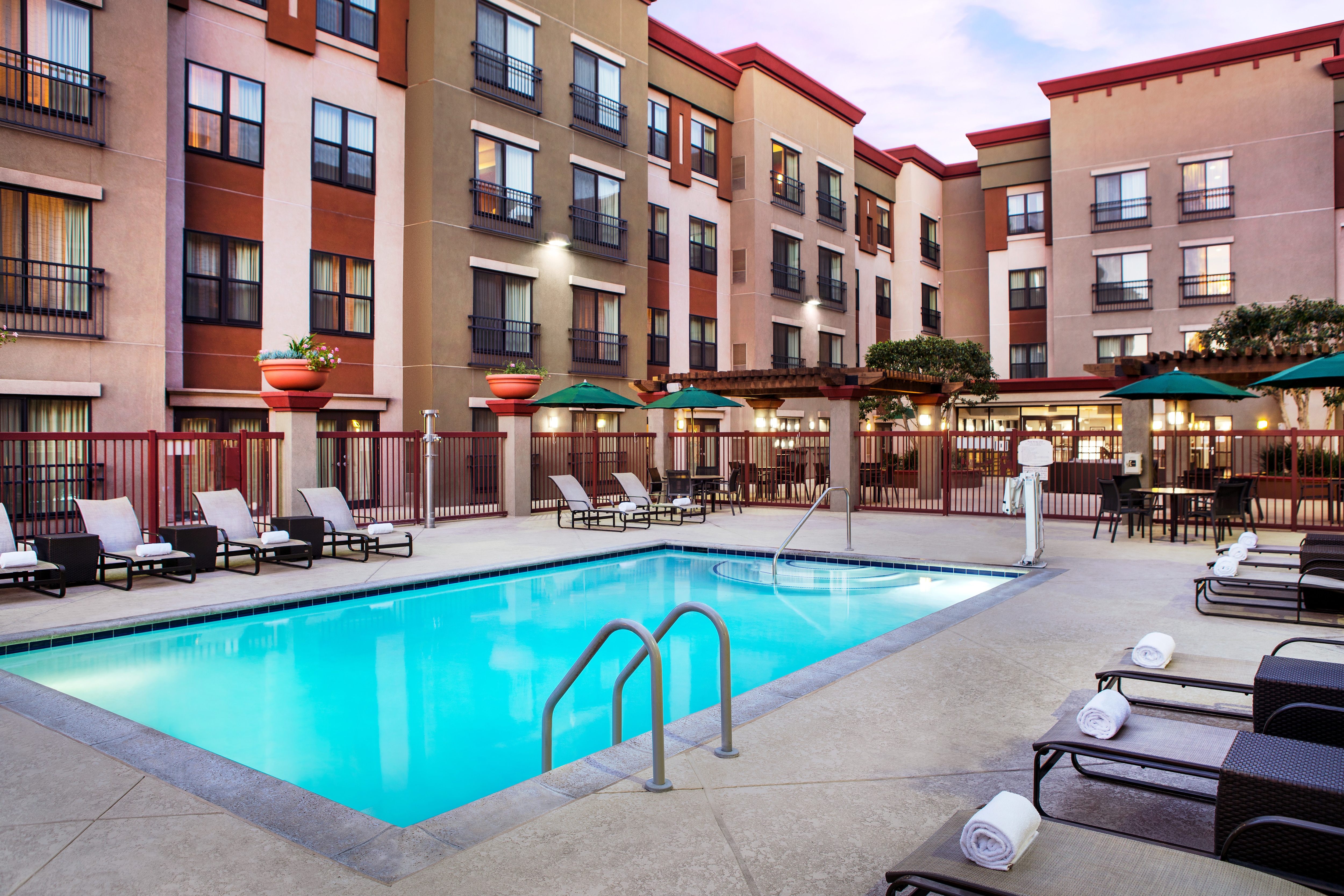 Hotel Pool