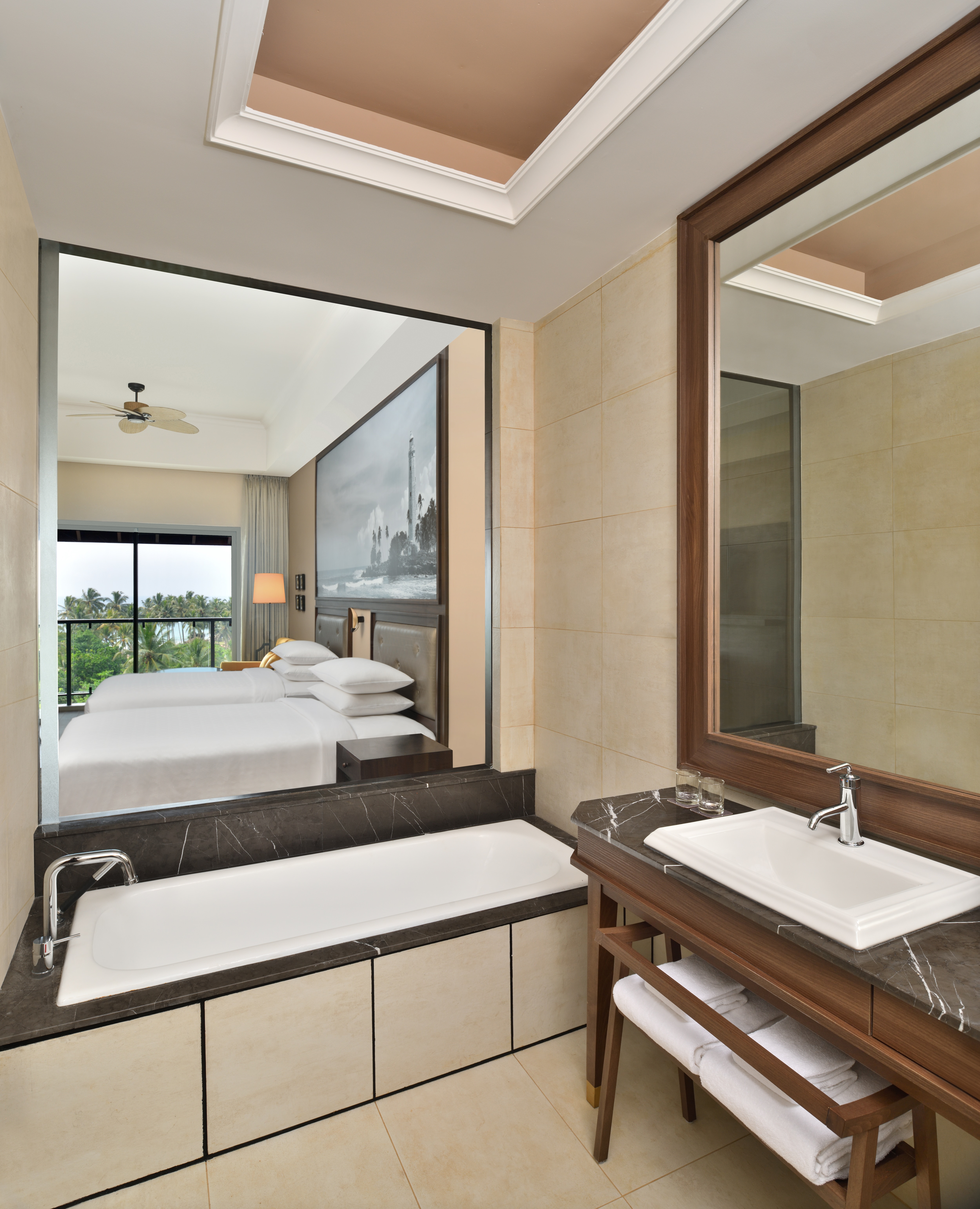 Deluxe Guest Bathroom