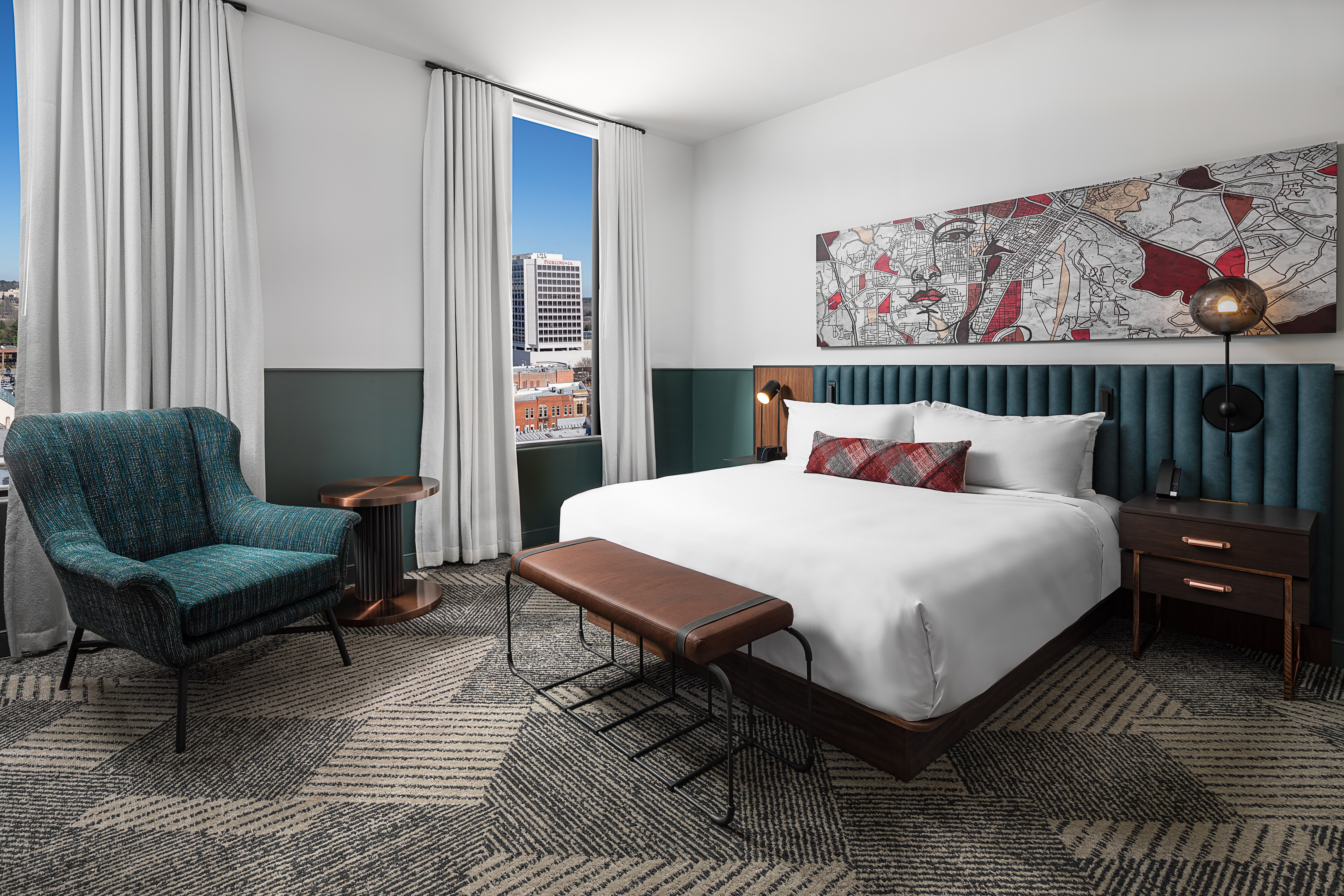 King guestroom with city view