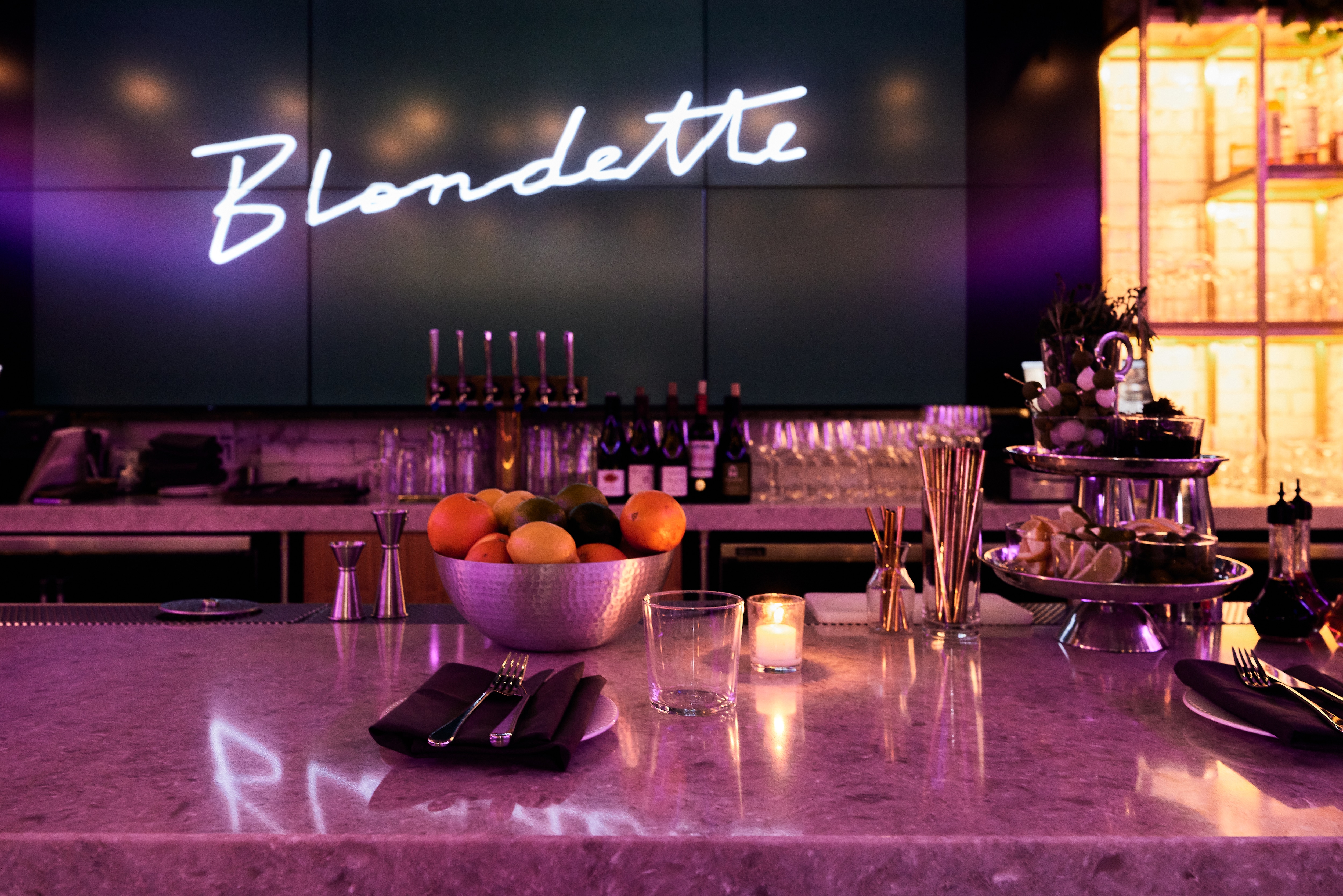 blondette bar