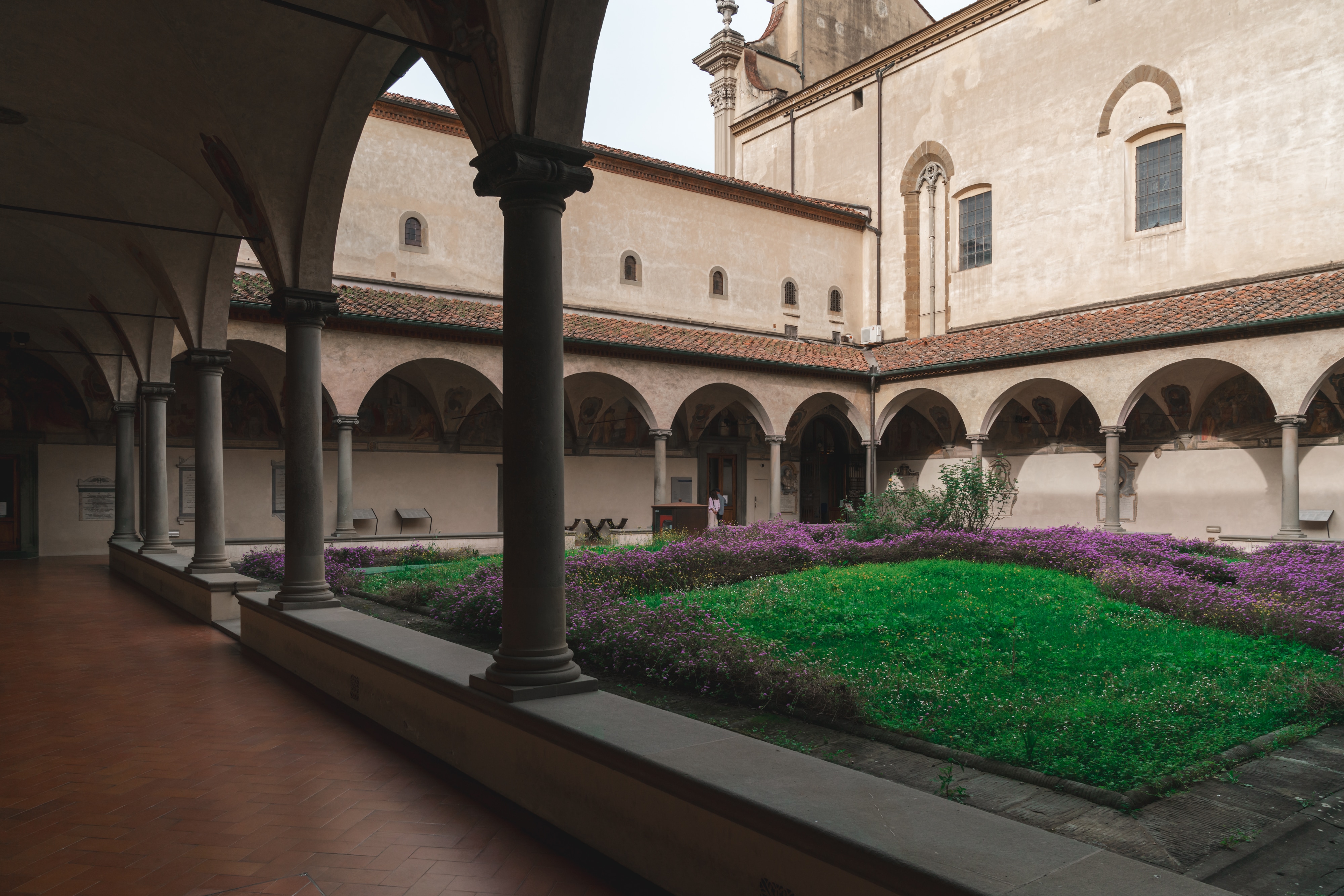 كونفينتو دي سان ماركو داخل الحديقة