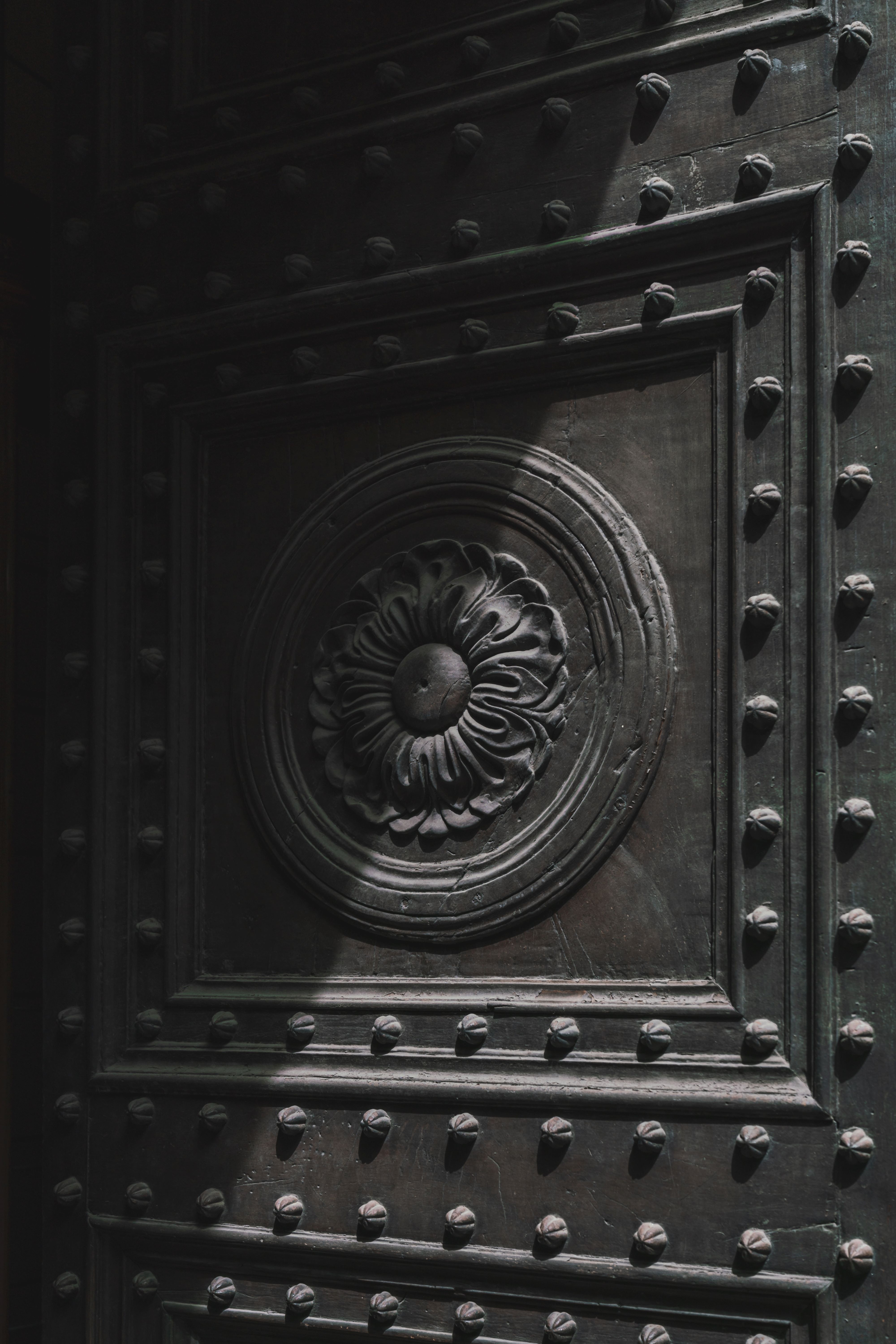 تفاصيل باب بالازو ميديتشي ريتشياردي