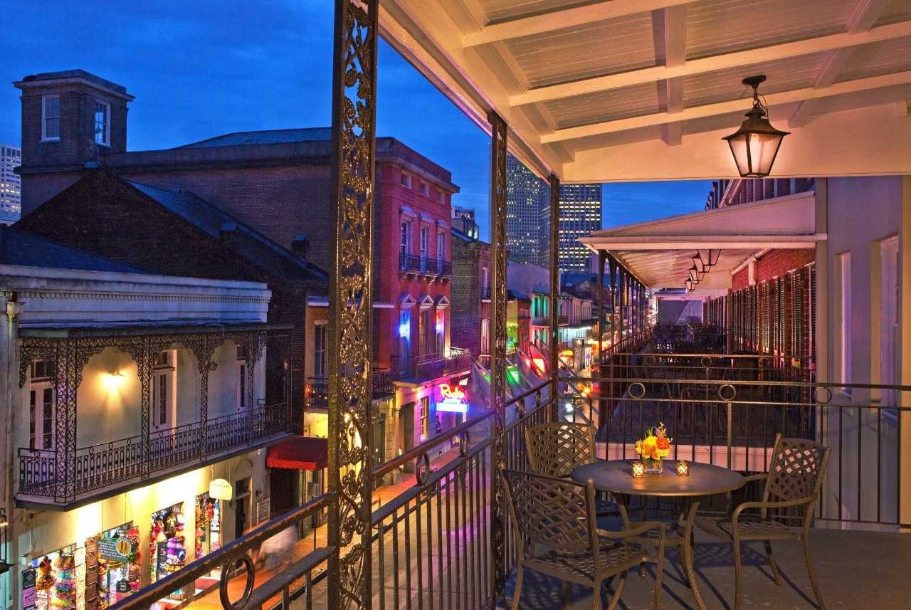 Balcony overlooking New Orleans street