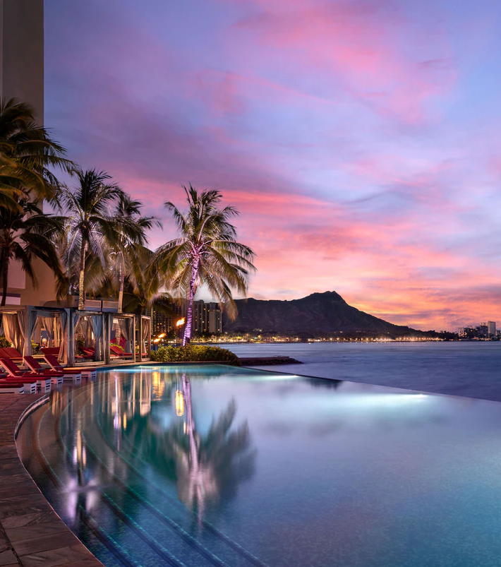 music city sign with a guitar