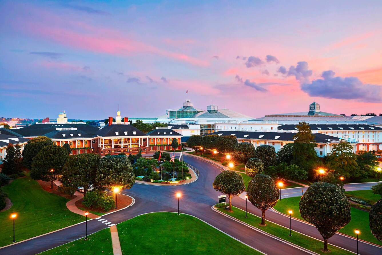 Gaylord Opryland exterior at dawn