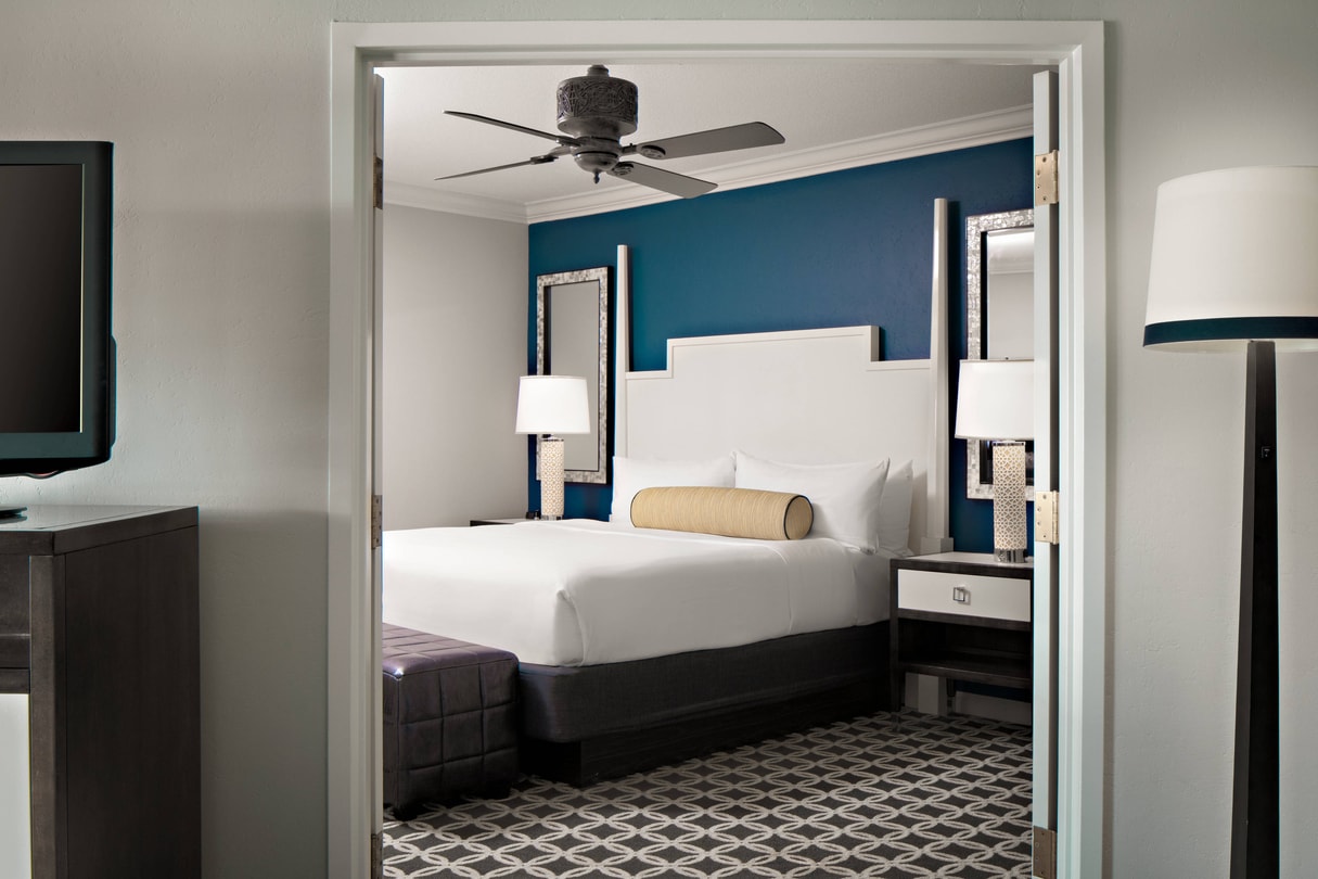 View of guest bedroom from doorway.