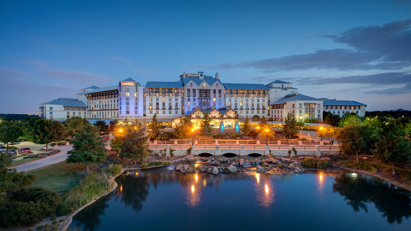 Exterior night view of gaylord texan front entrance