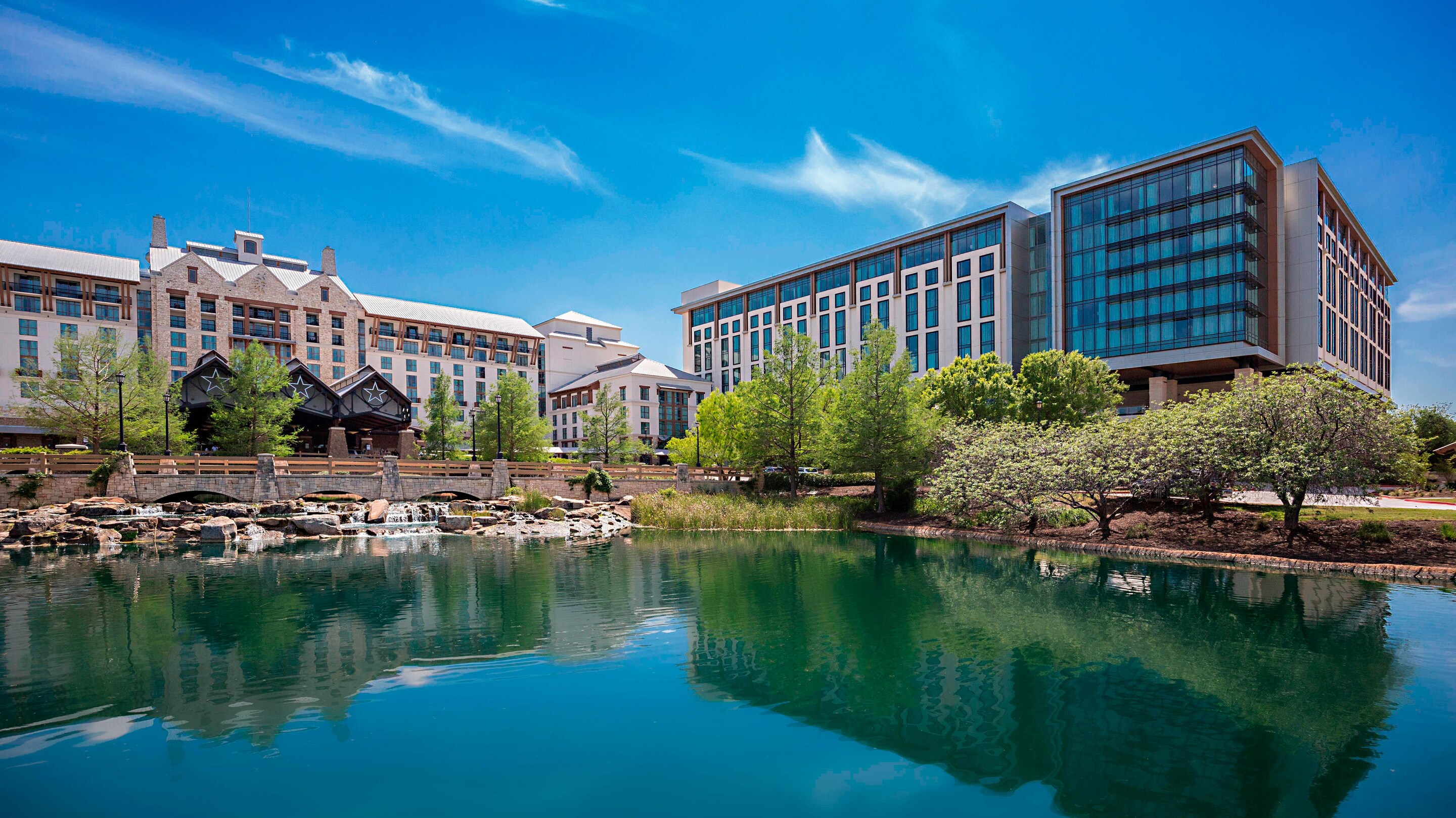 Gaylord Hotels Texan;