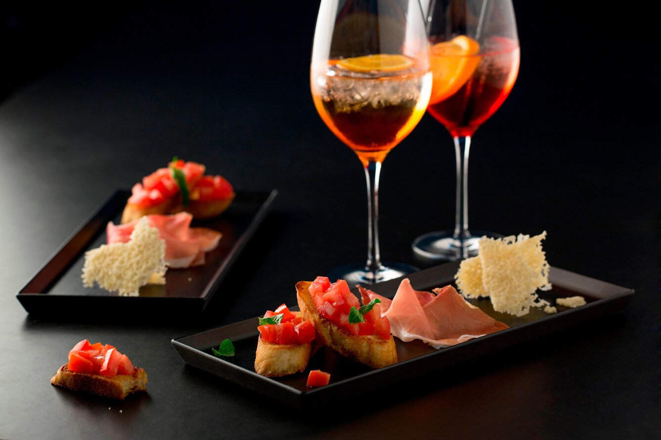 wine glasses near desert plates