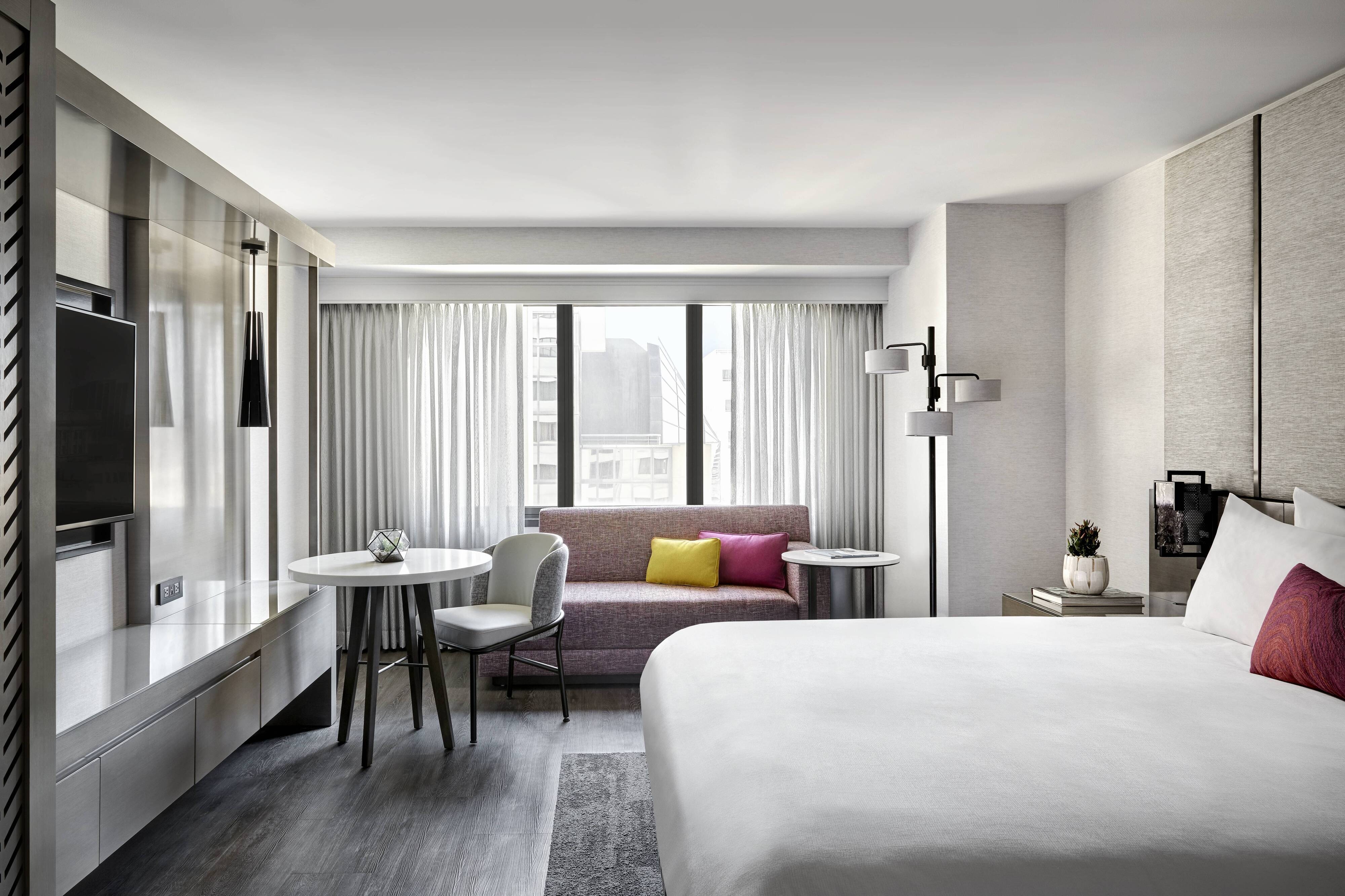 Guest room with city view