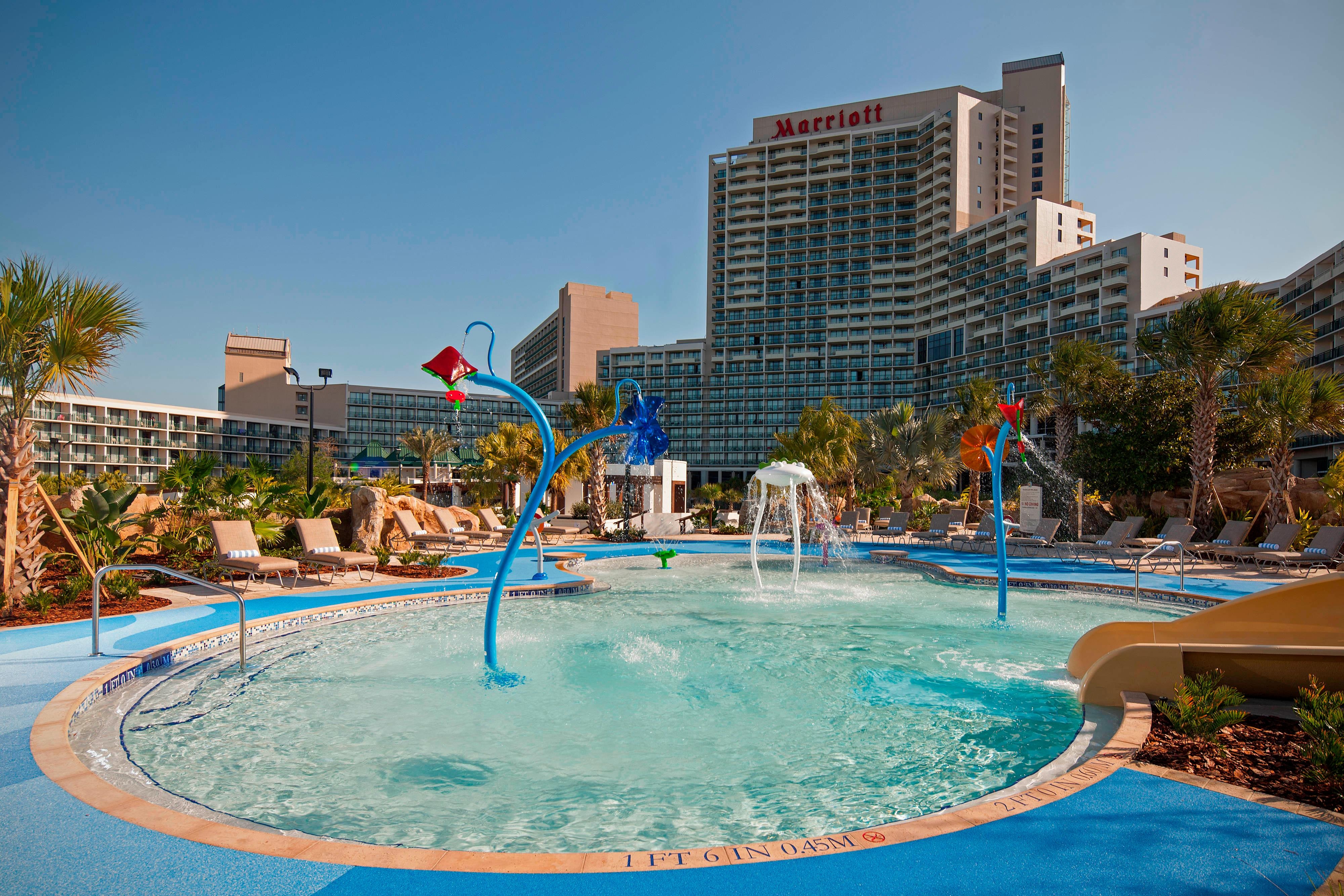 Pools and Poolside Dining  Marriott Bonvoy - Home page