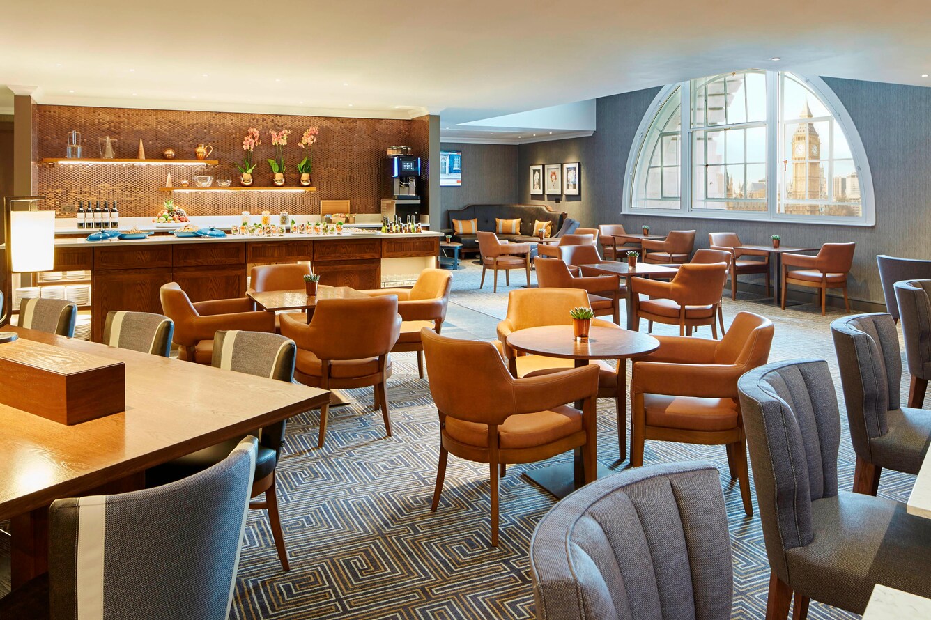 m club lounge