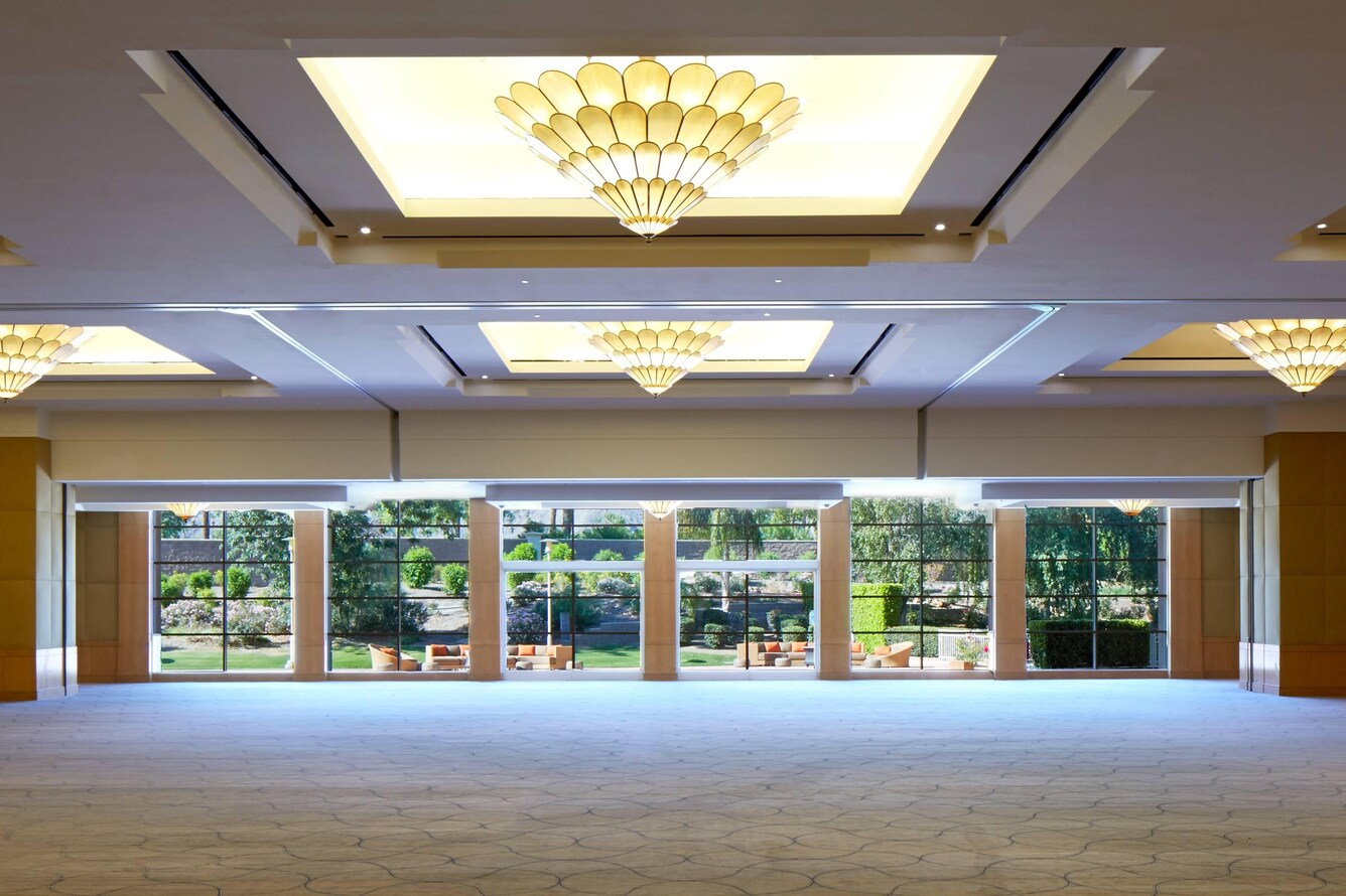 Esmeralda Ballroom interior.