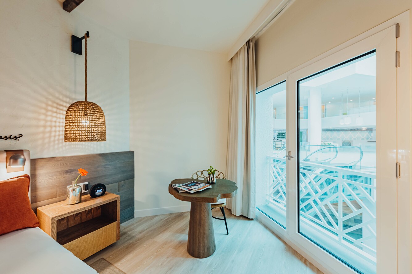 King resort guest room