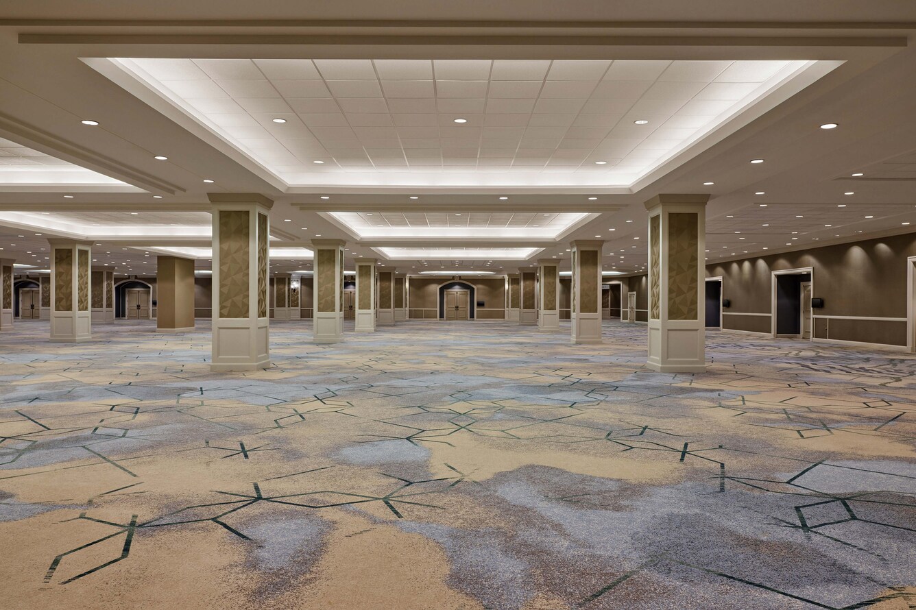 Large Conference rooms with pillars.