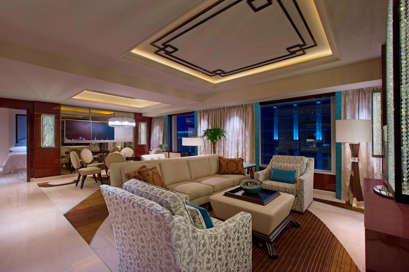 Ambassador suite club lounge access two bedroom living area