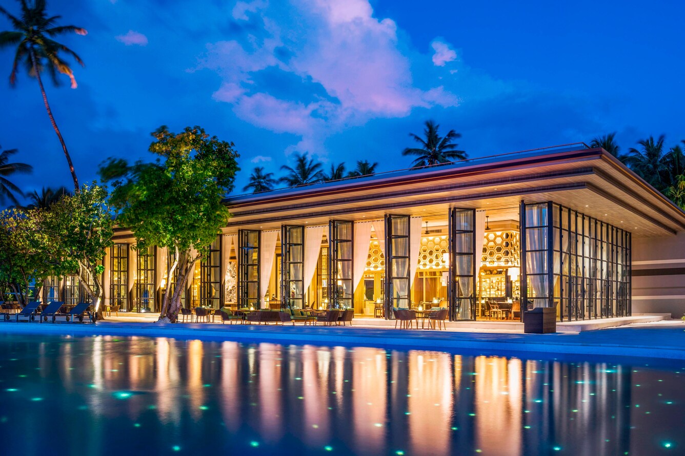 Alba Restaurant Exterior