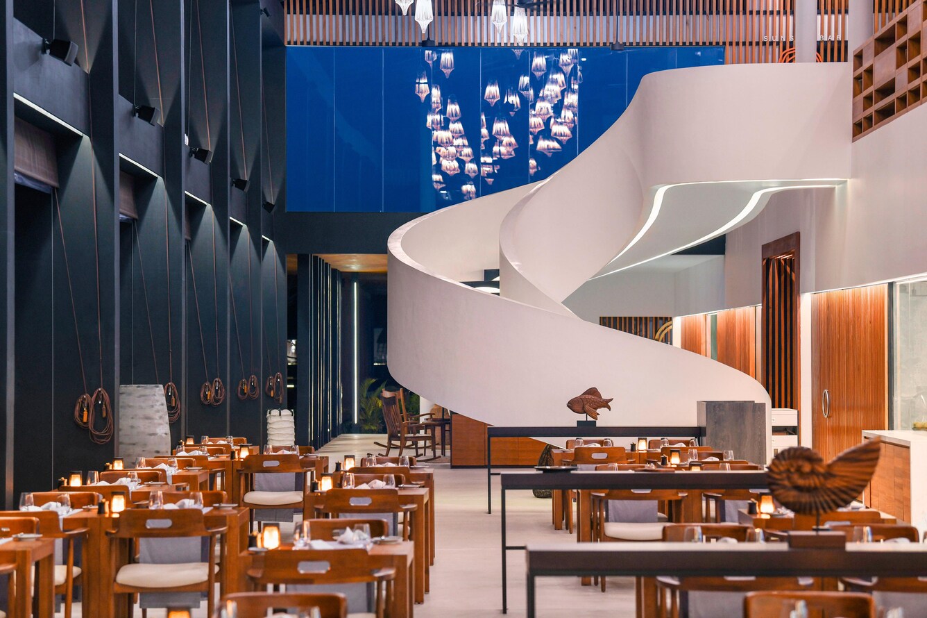 Island kitchen restaurant seating