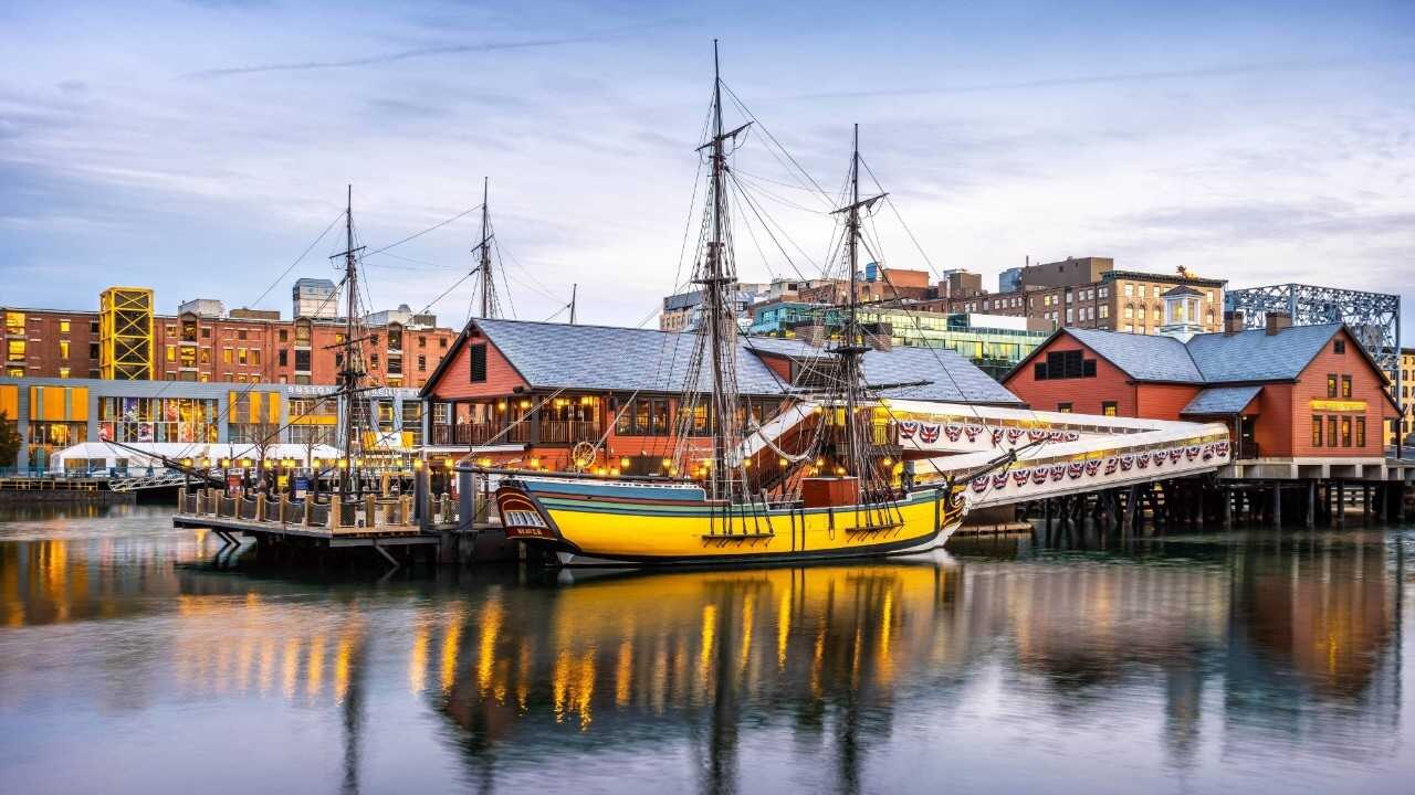 Boston Tea Party Ships & Museum