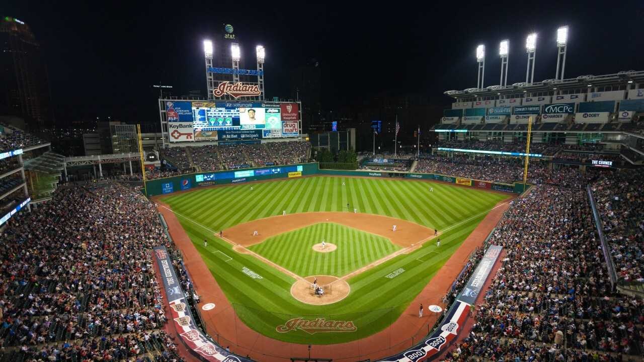Sports & Entertainment