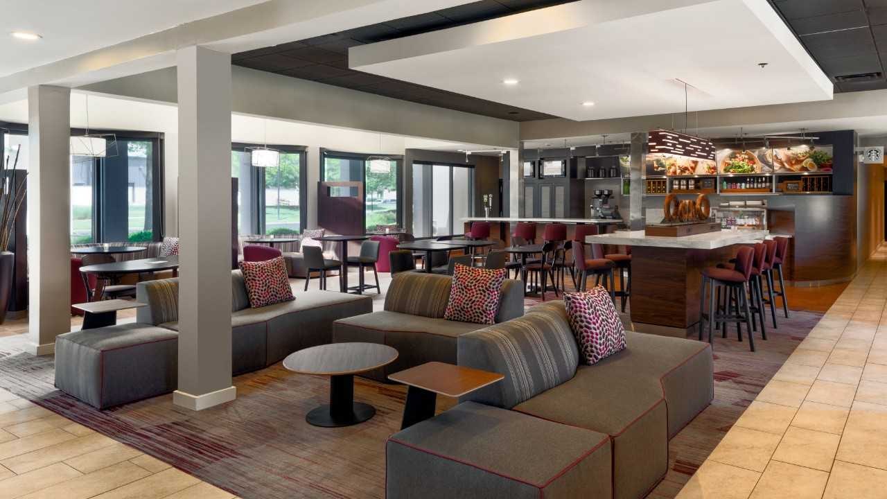 Home Courtyard Cincinnati Blue Ash