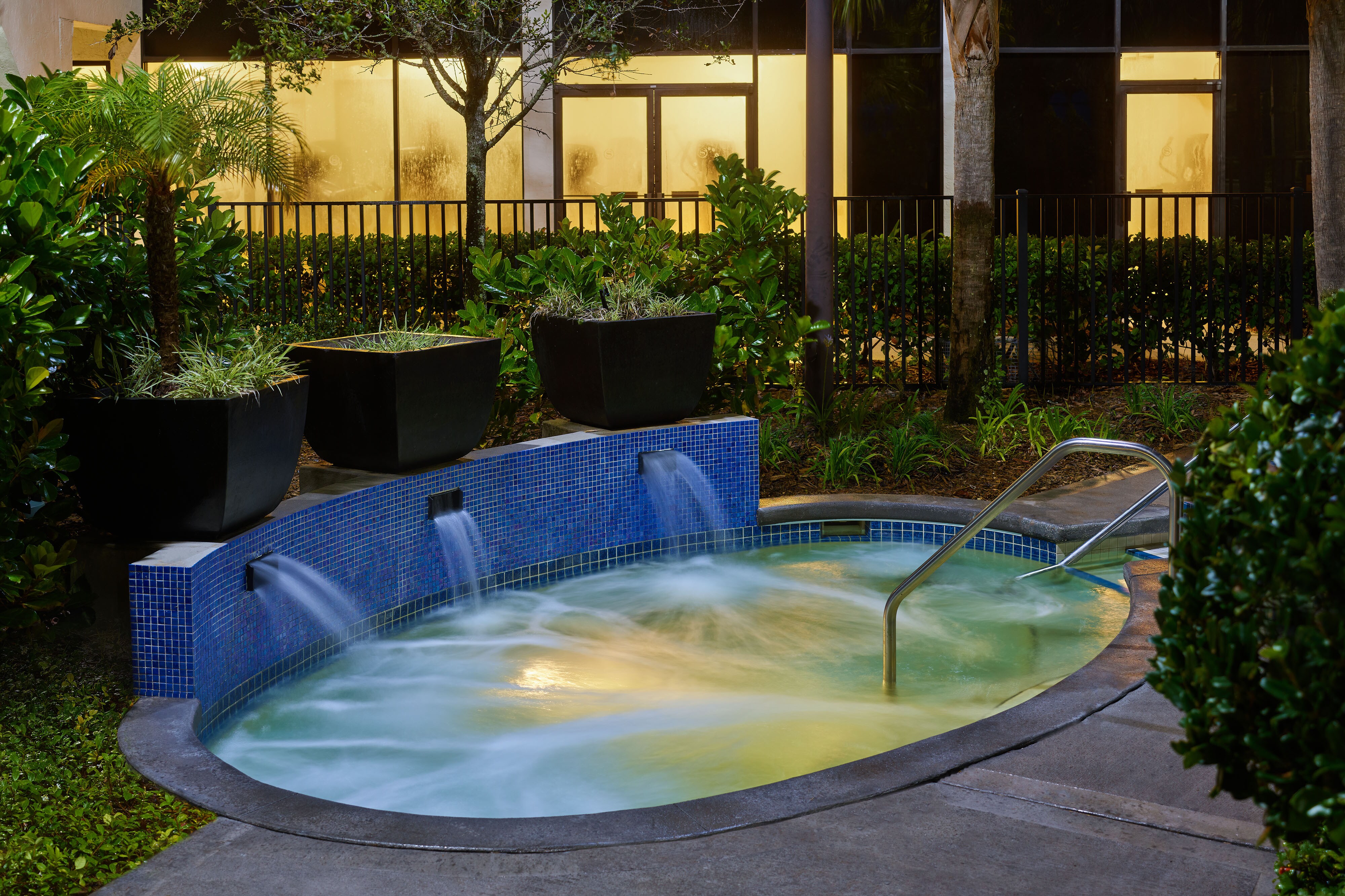 Whirl Pool