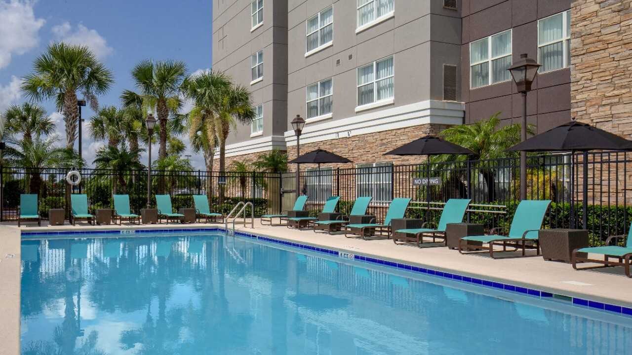 mlbap_pool_home3