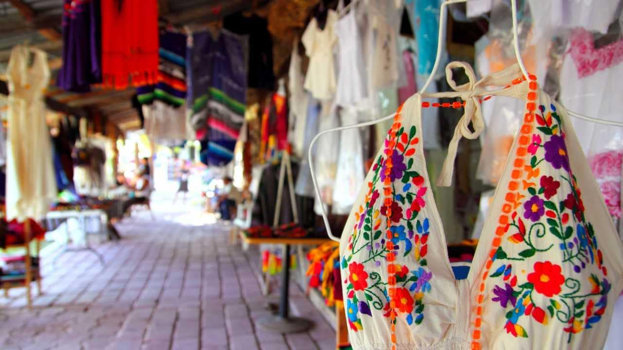satri-market-square