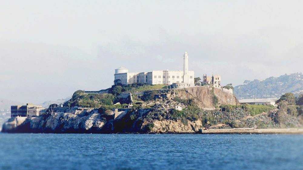 sfofw_alcatraz_home