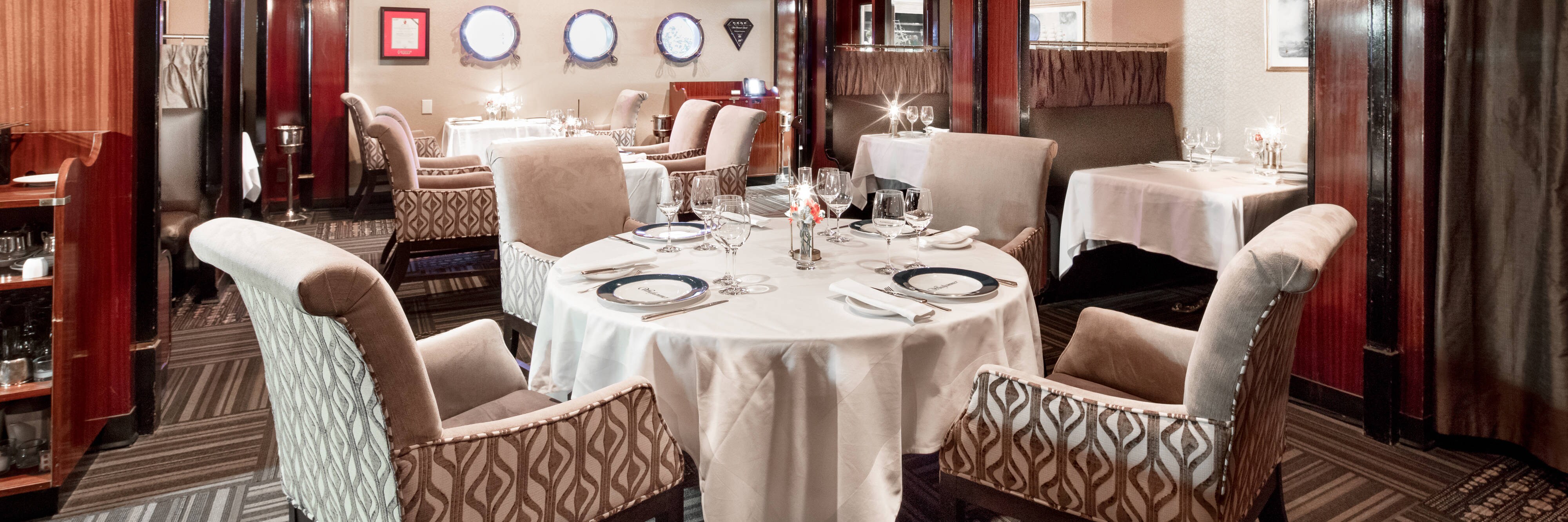 The Windjammer Restaurant at Delta Beasejour
