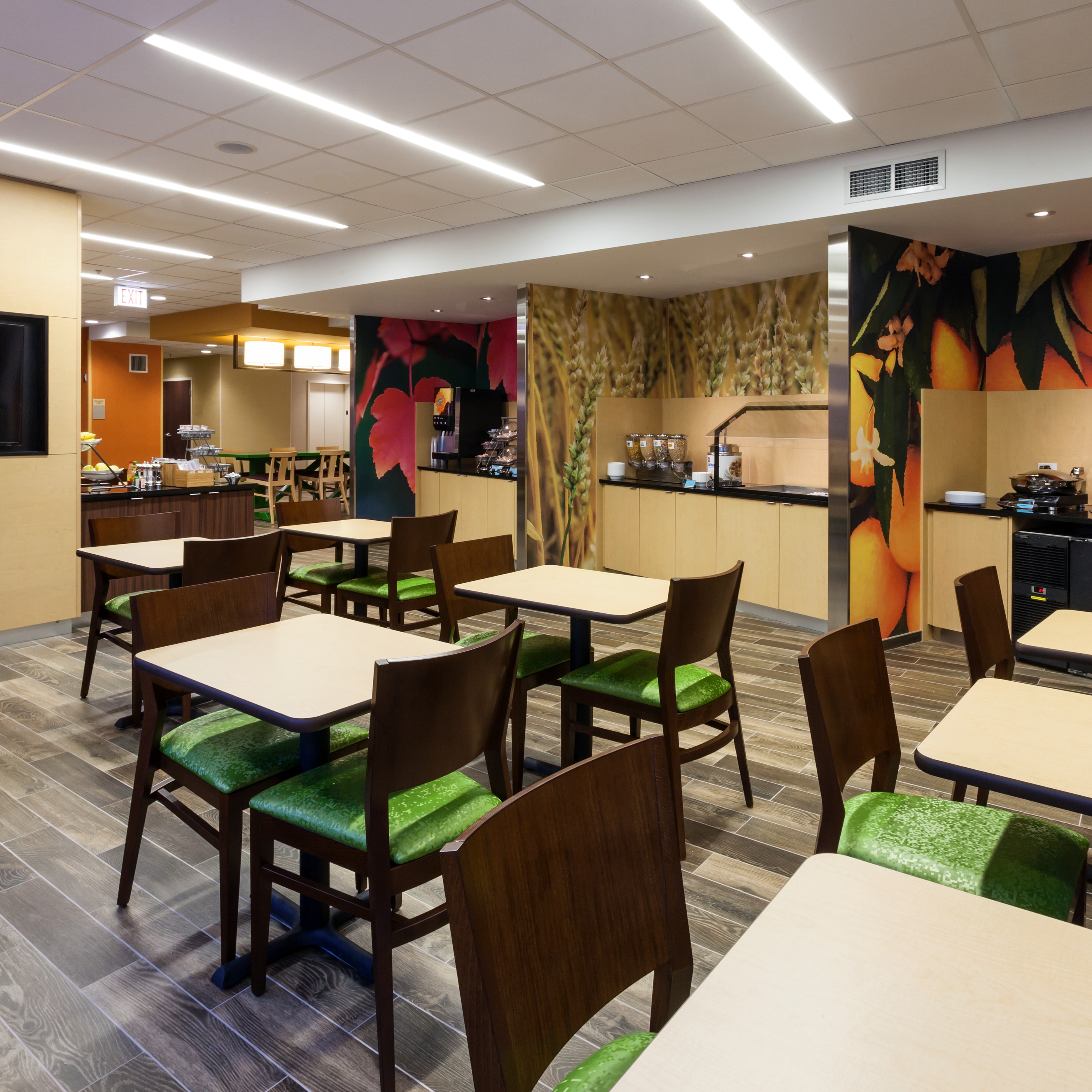 Beatrix | Chicago Restaurant | Marriott Bonvoy