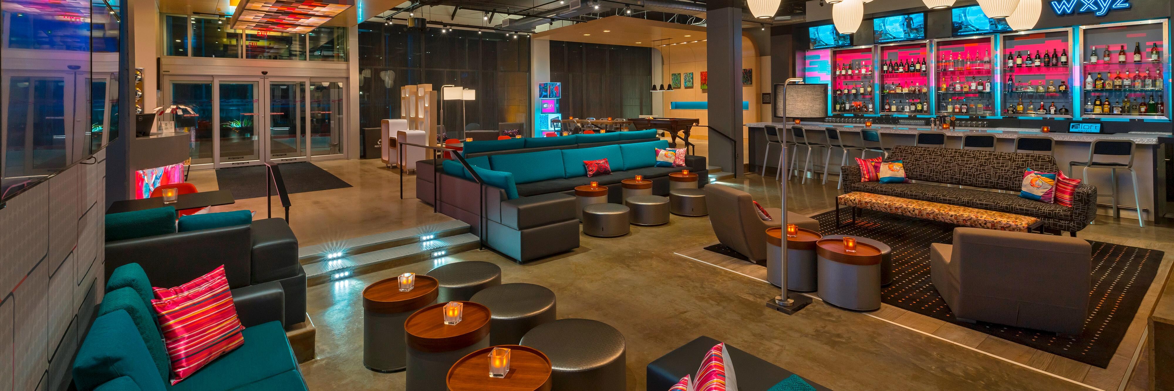 W XYZ® bar | College Station Restaurant | Marriott Bonvoy