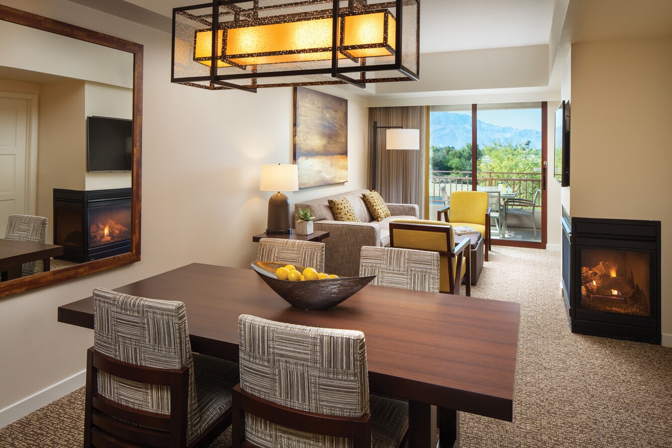 Villa - Living and Dining Room