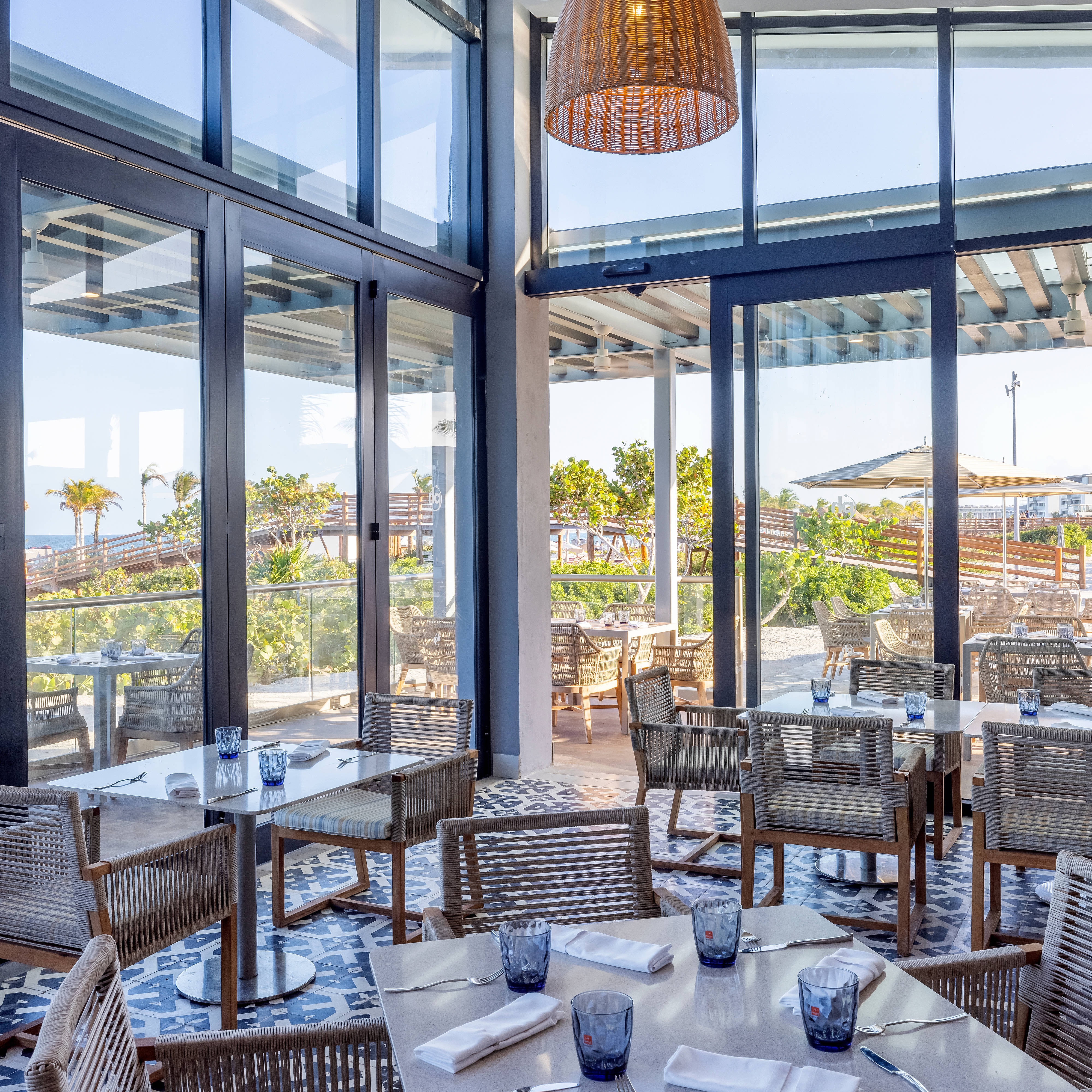 The Shores Beach Club & Restaurant | Cancun Restaurant | Marriott
