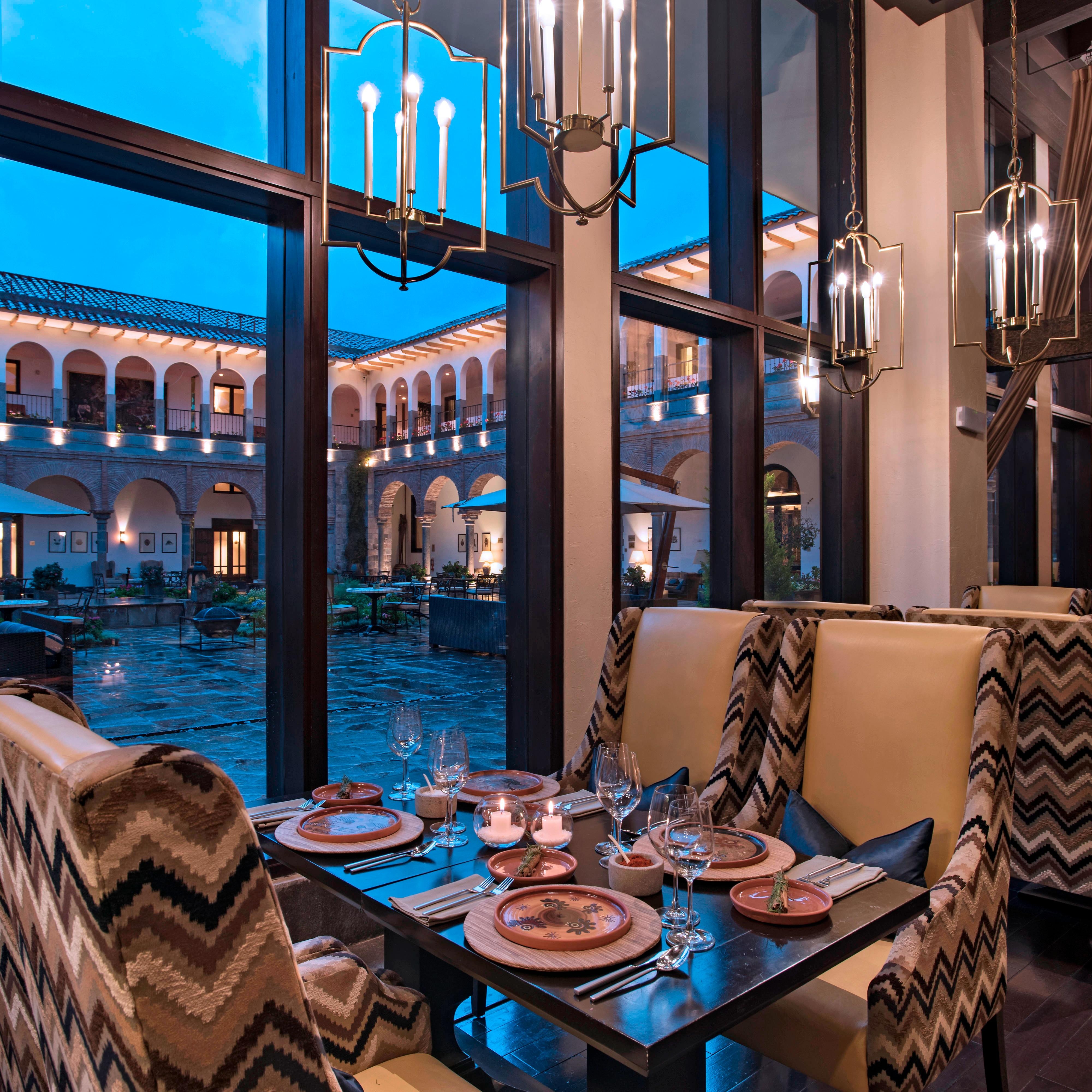 Restaurant with a view to hotel’s courtyard