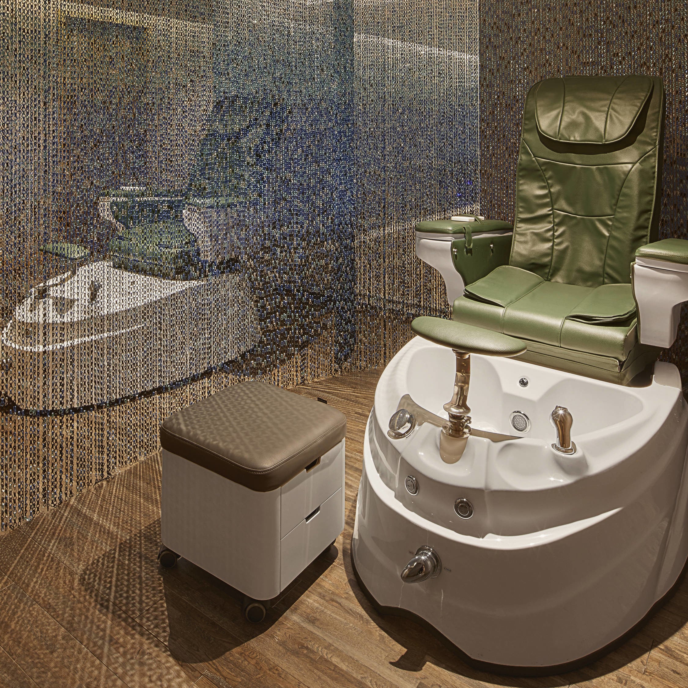 R Spa