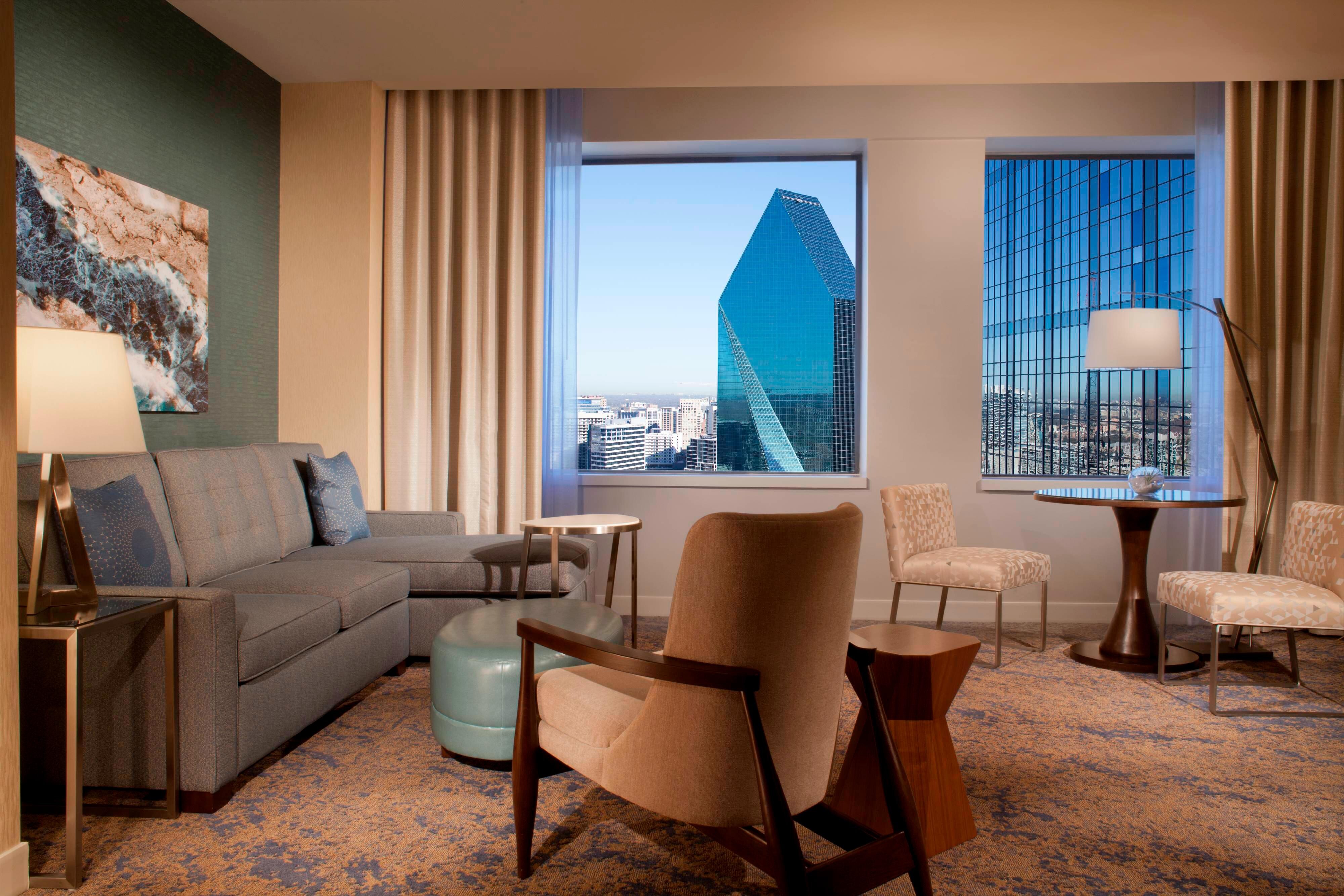 Guest suite living area with exterior view