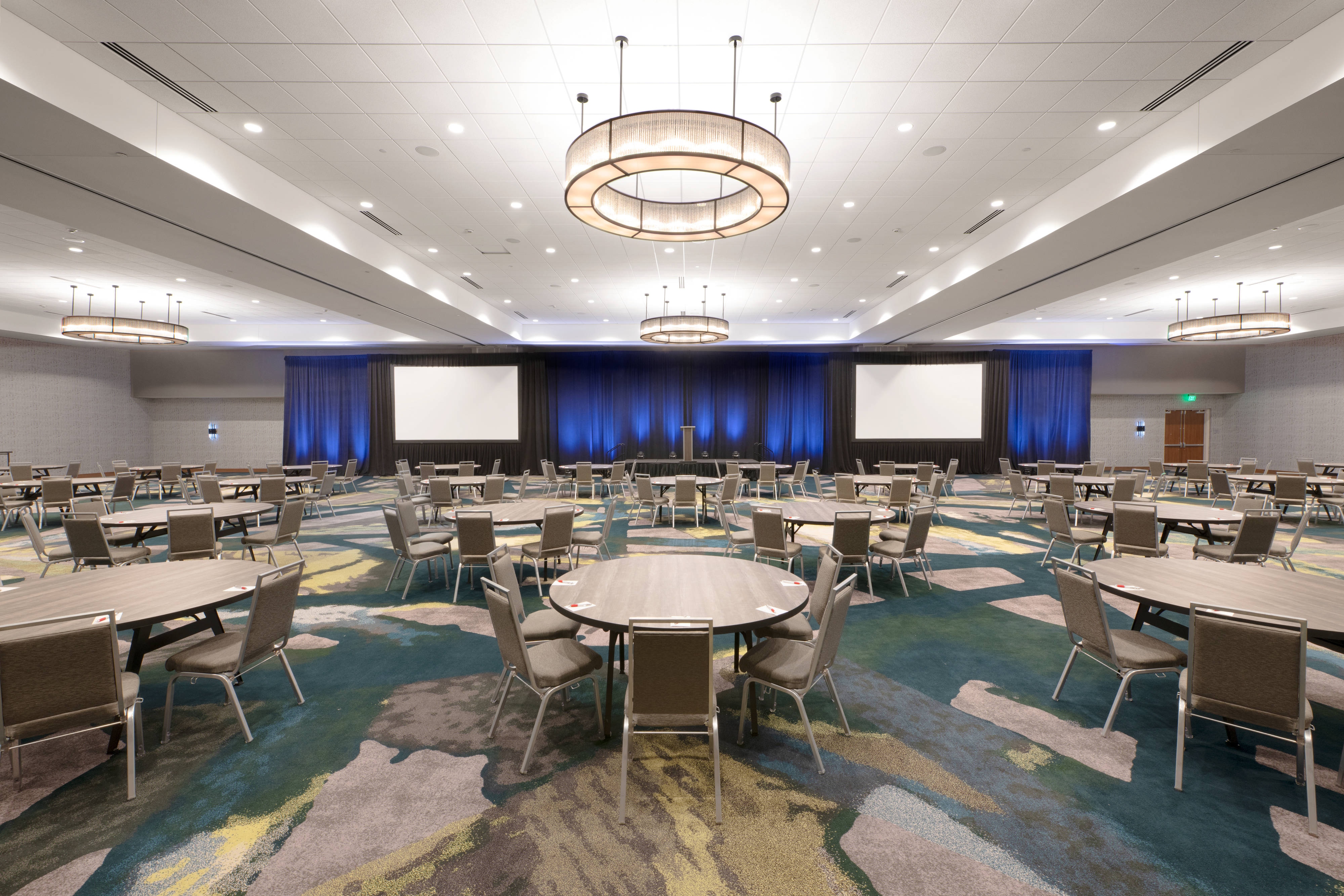 Ballroom reception setup