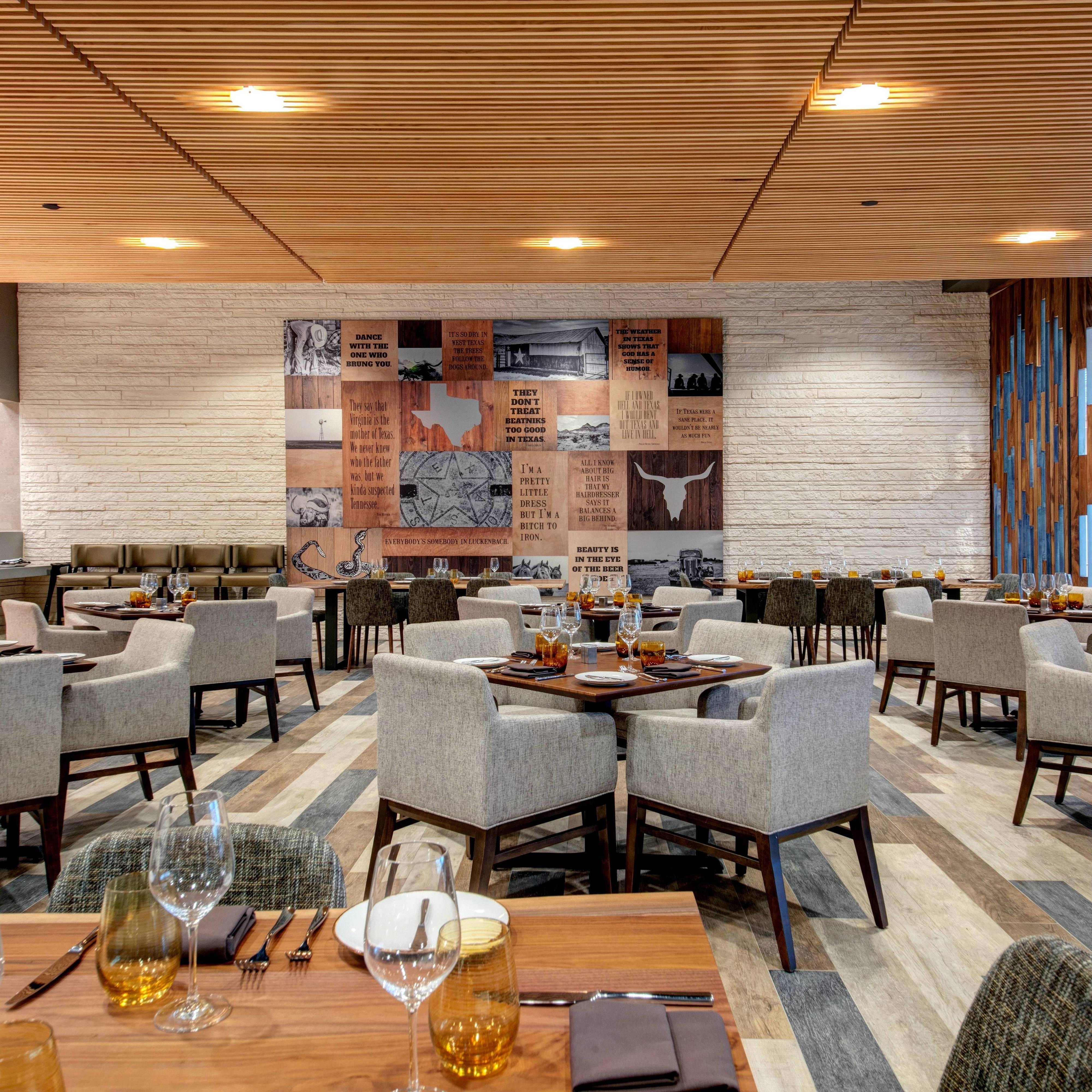 Restaurant dining room