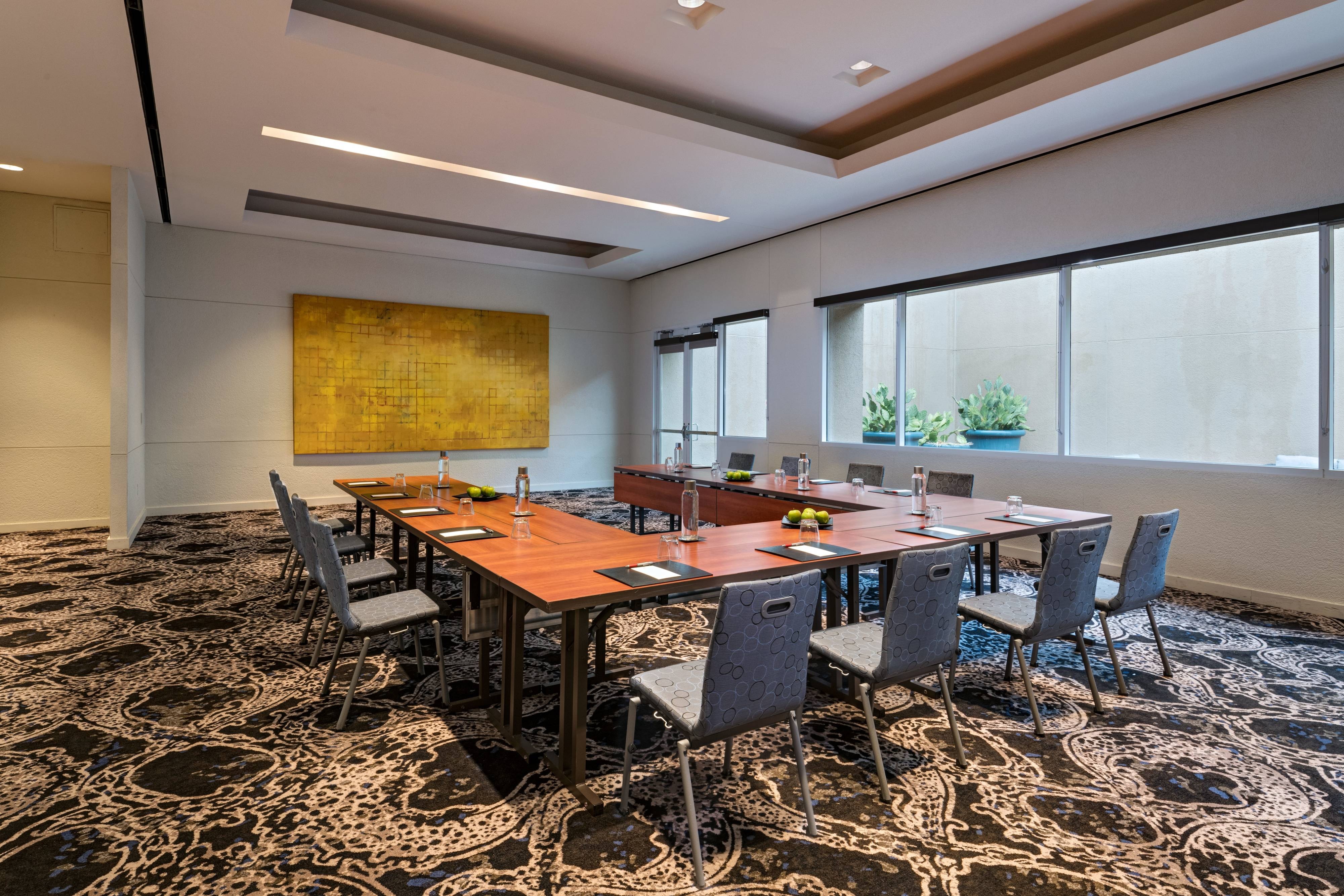 U Shape Meeting room table