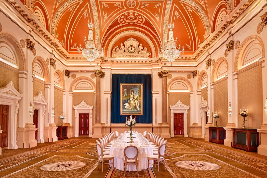 Gala dining set up