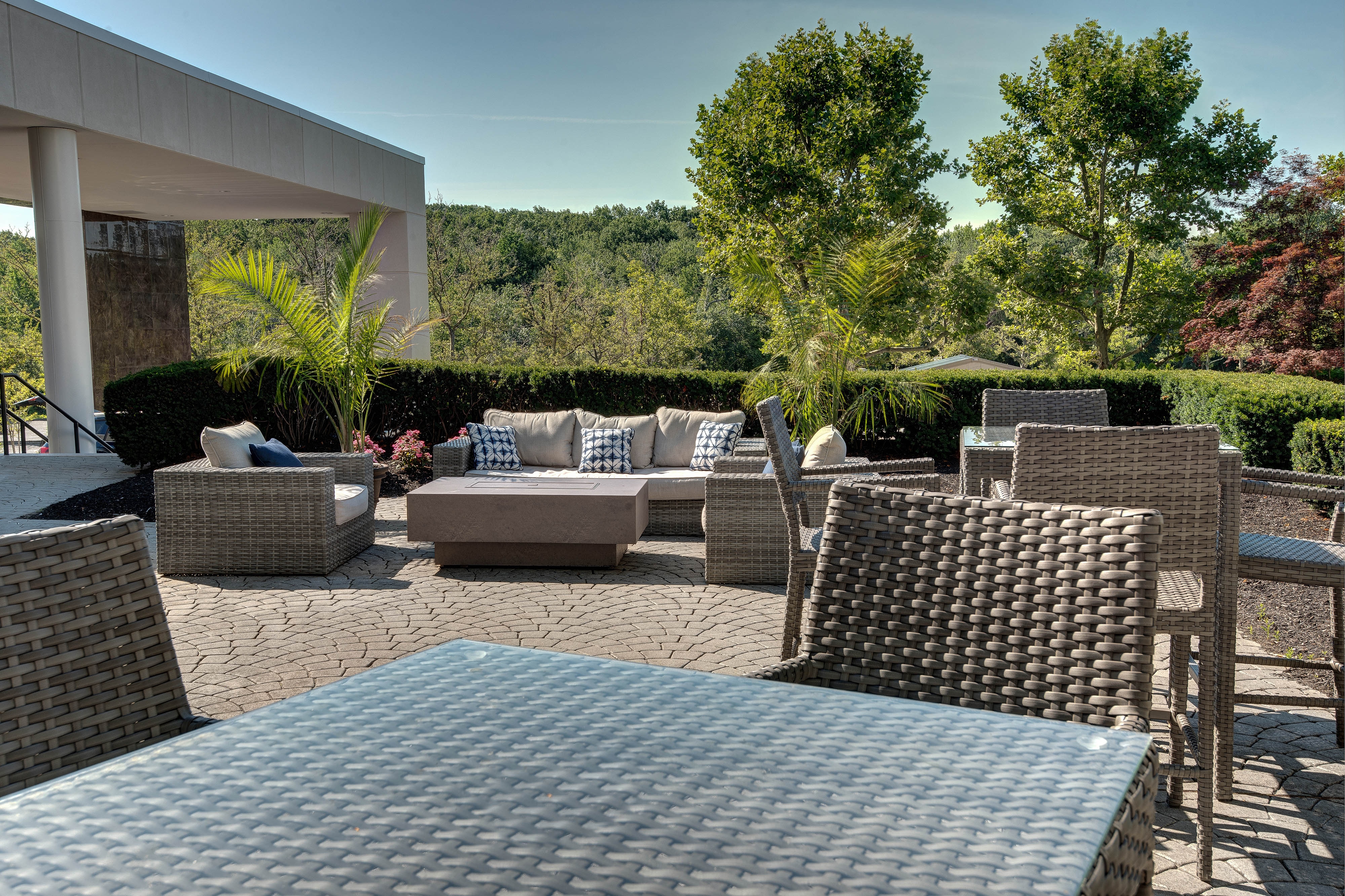 Outdoor lounge