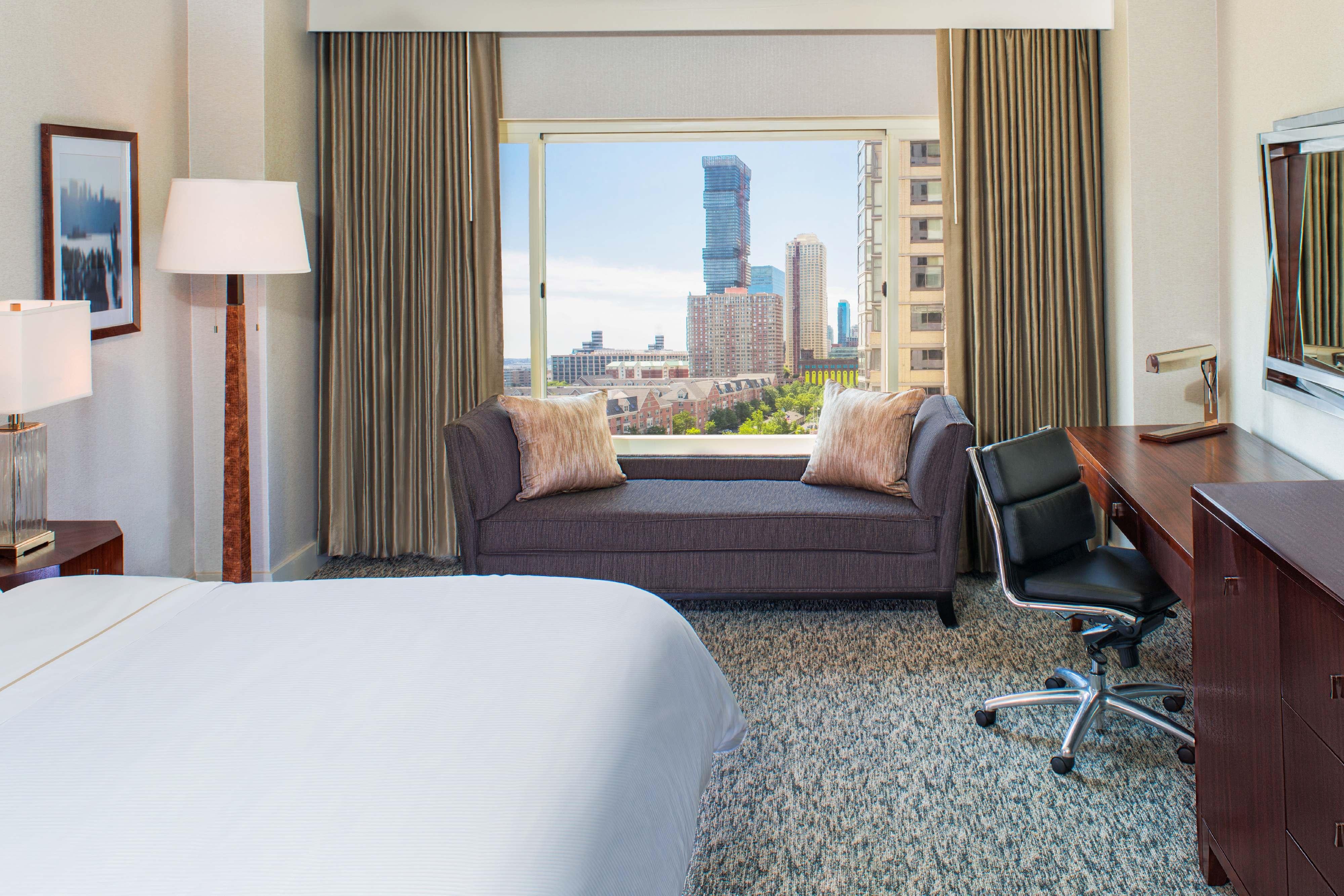 Guest room with exterior view