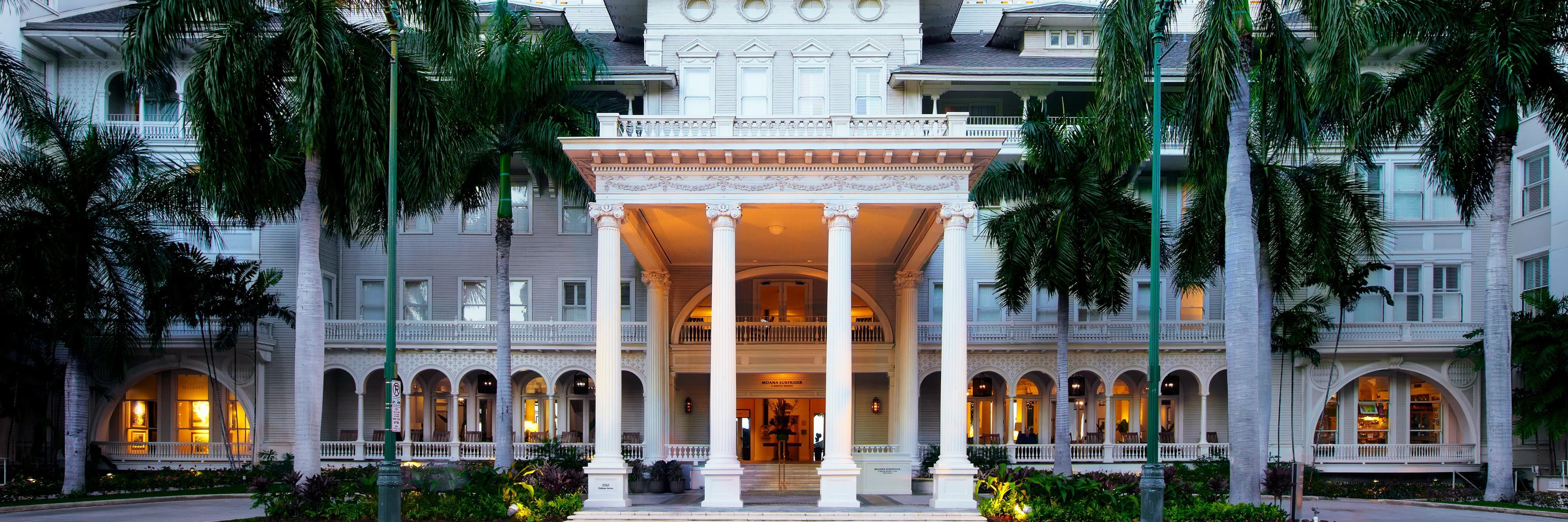 Hotel porte cochere