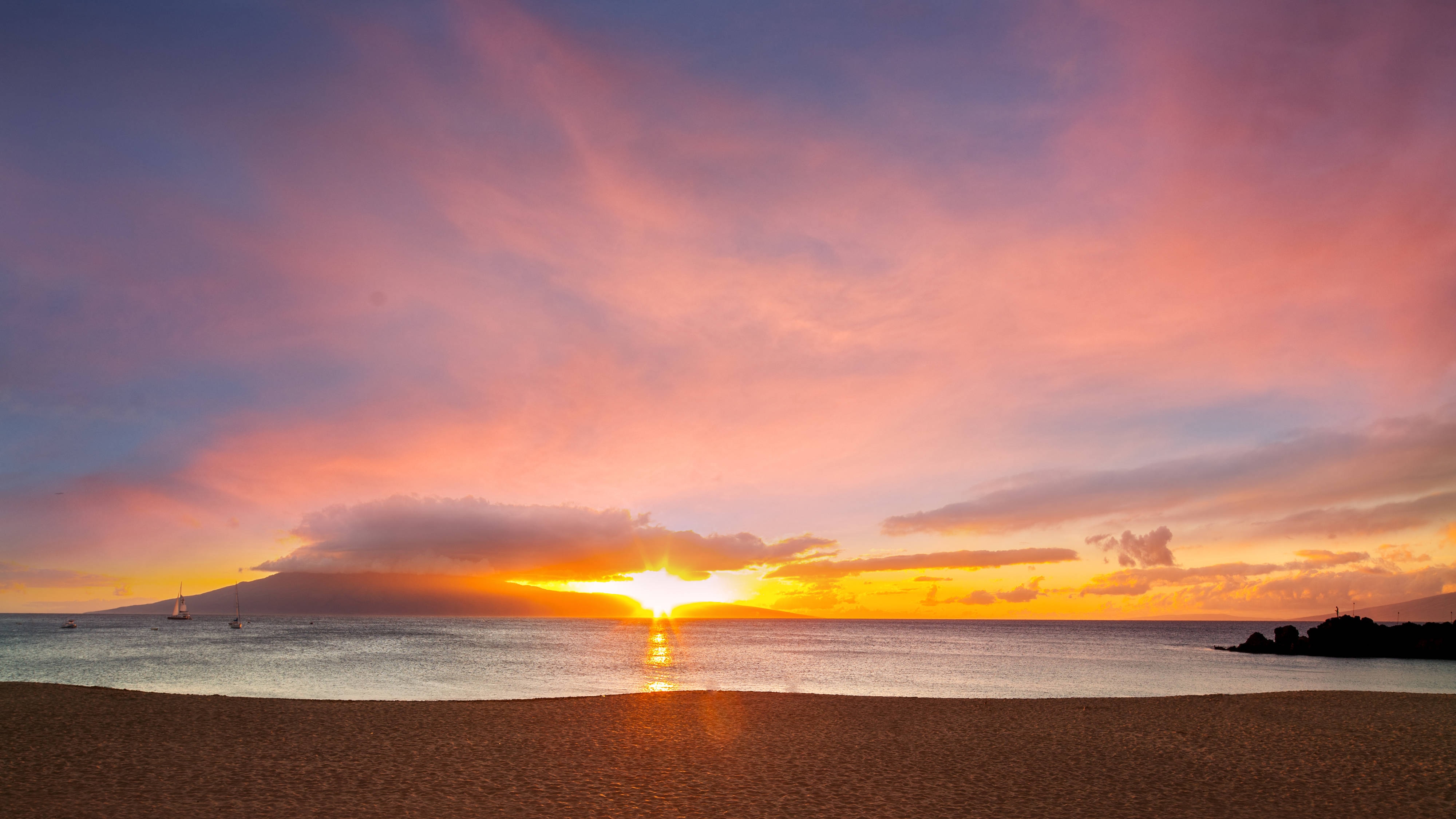 Moana Sunsets